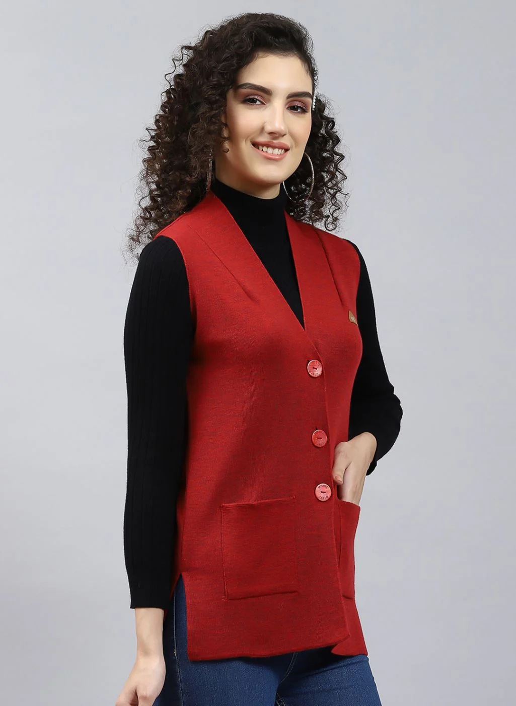 Women Maroon Solid Pure wool Cardigan - Image 4