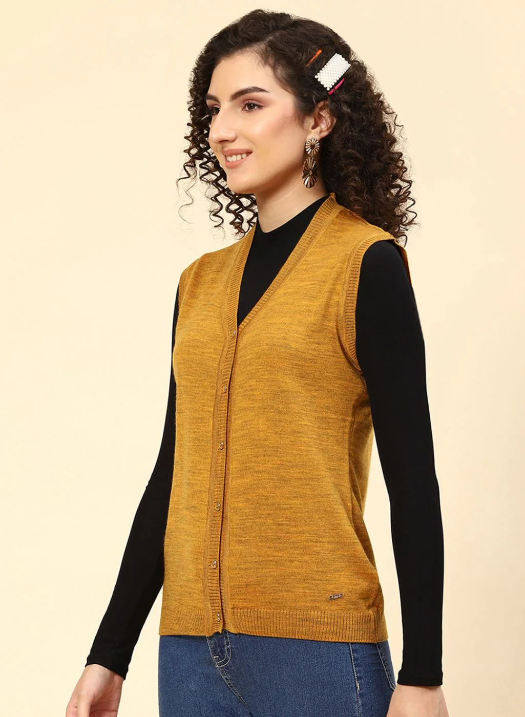 Women Mustard Solid Wool blend Cardigan - Image 3