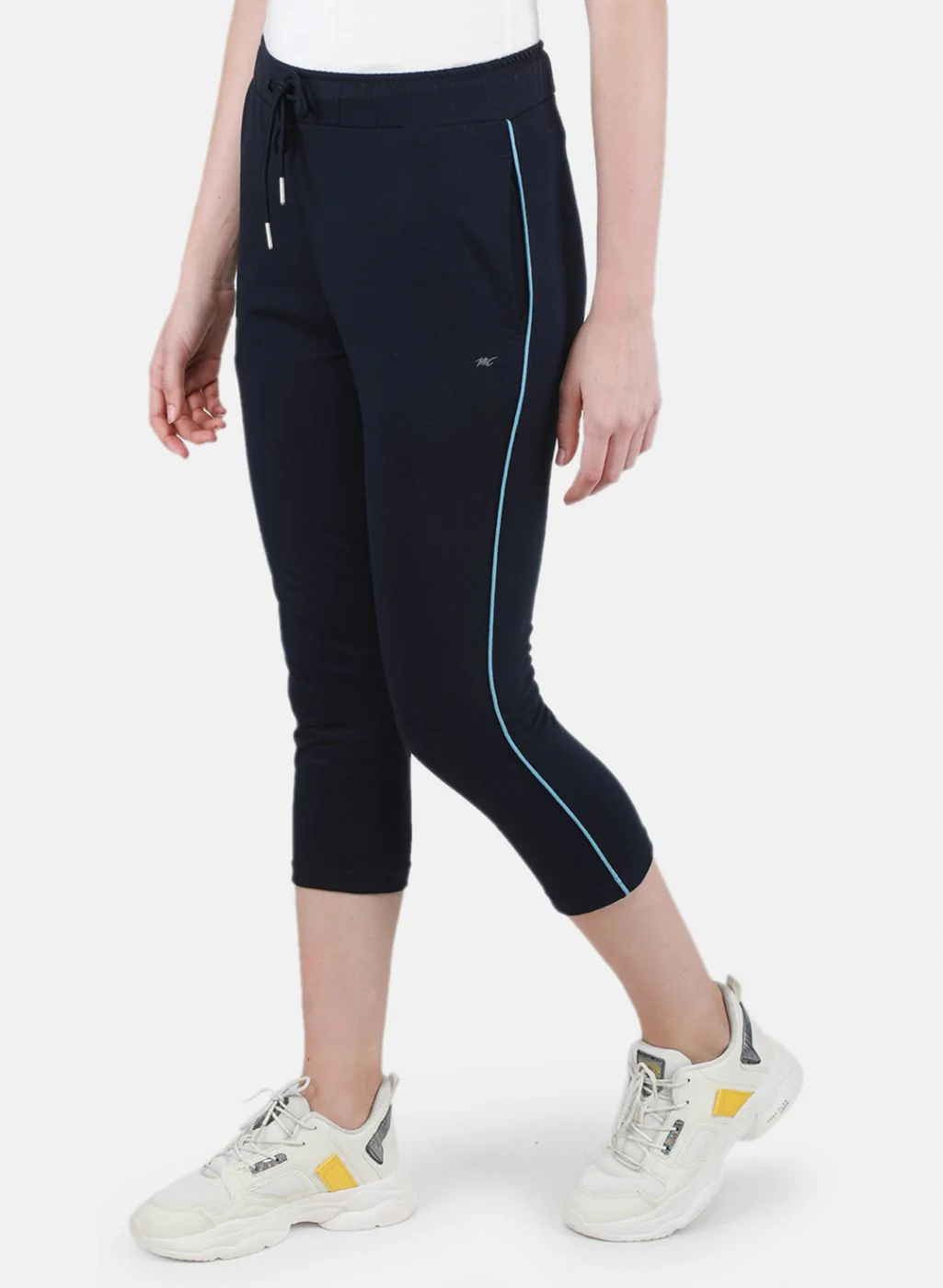 Women NAvy Blue Solid Capri - Image 2