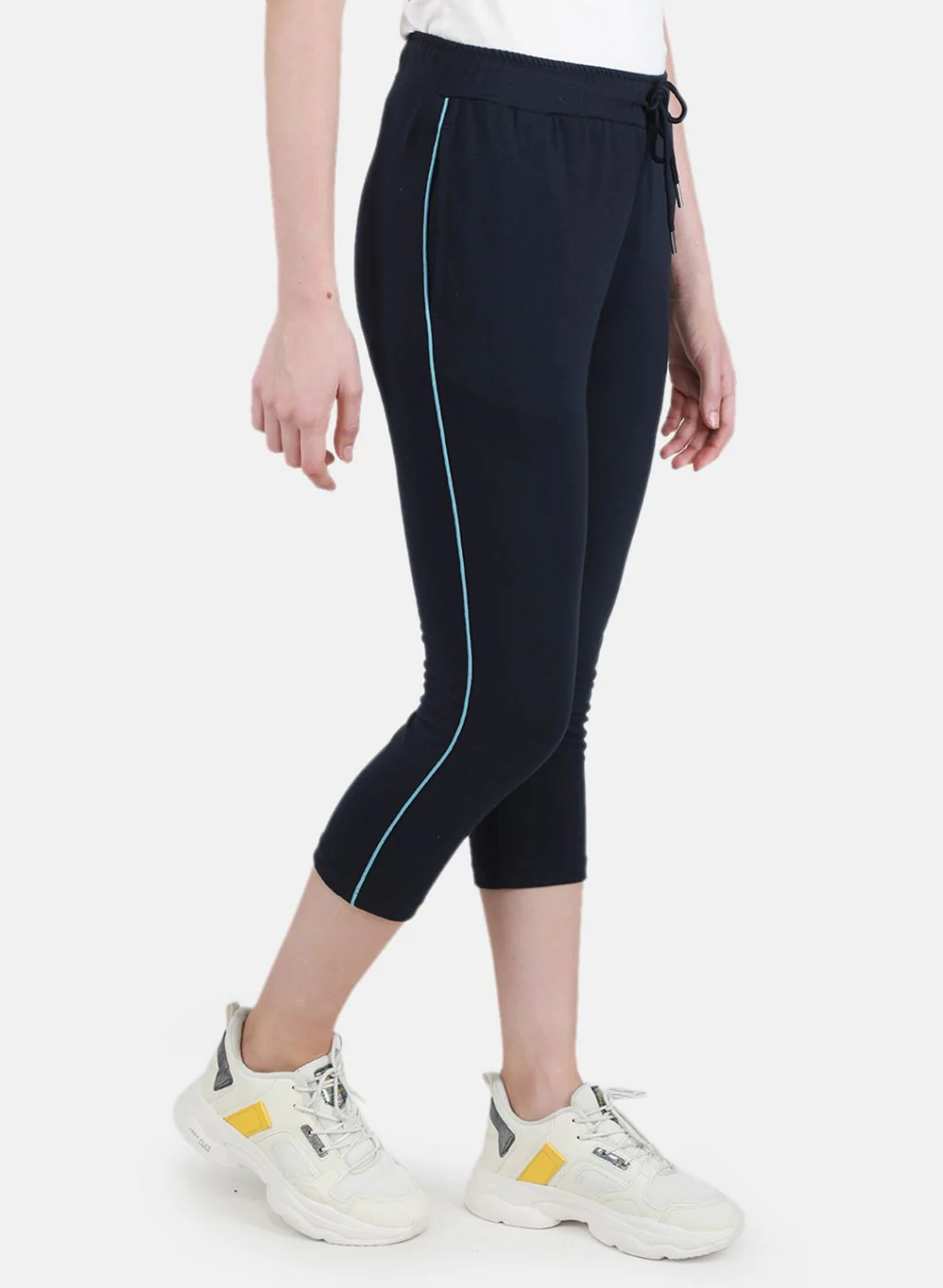 Women NAvy Blue Solid Capri - Image 6