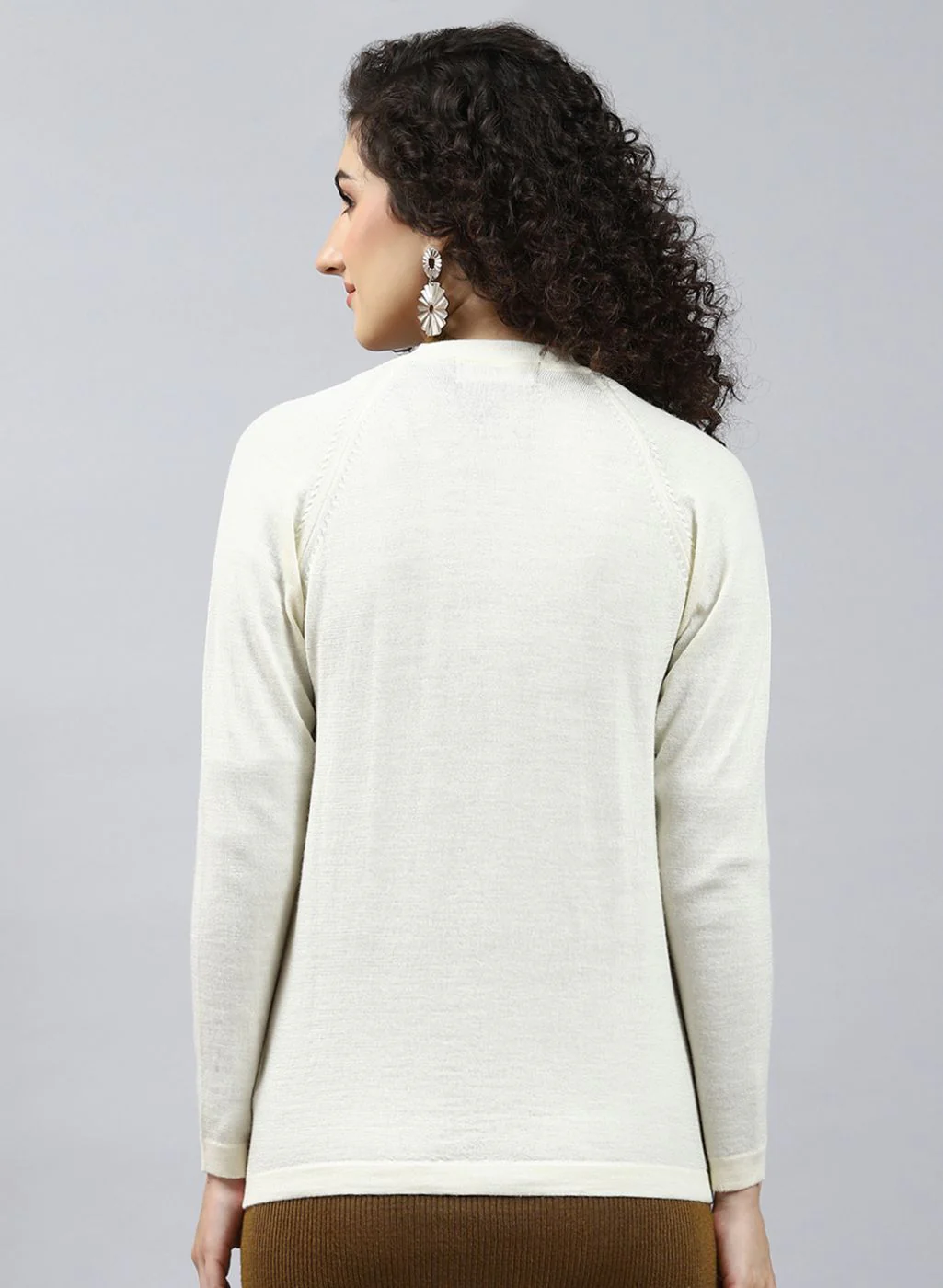 Women Off White Solid Pure wool Cardigan - Image 5