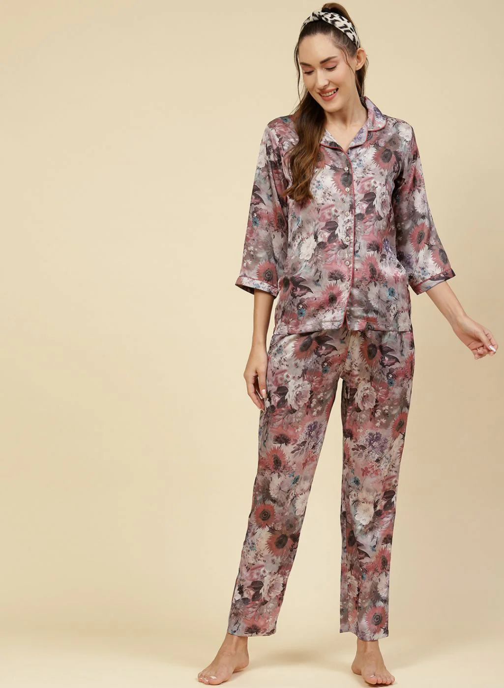 Women Peach Printed Lower Set - Image 2