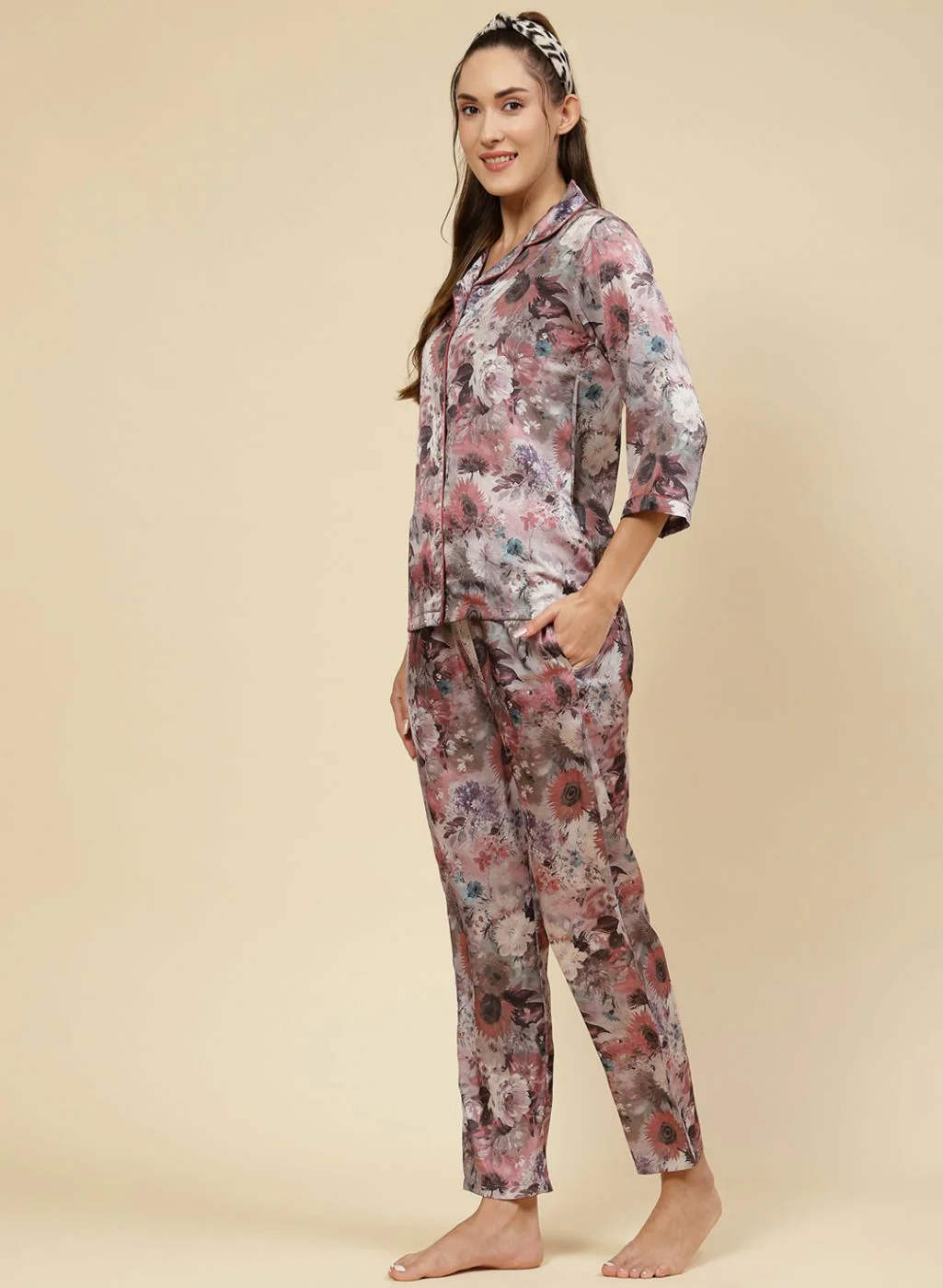 Women Peach Printed Lower Set - Image 3