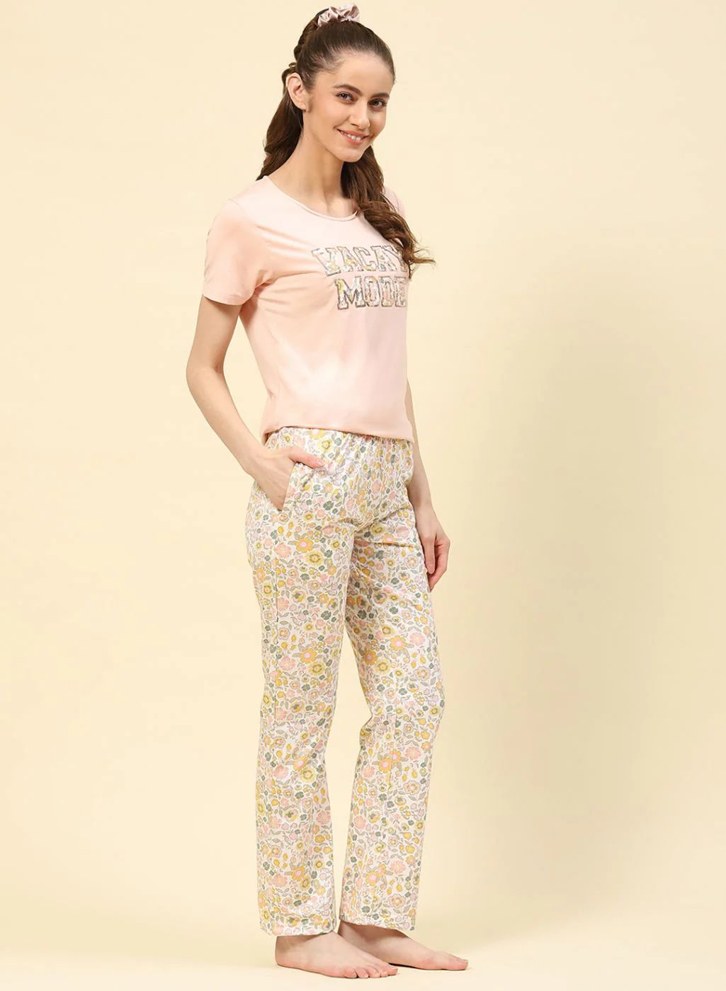 Women Peach Printed Lower Set - Image 3