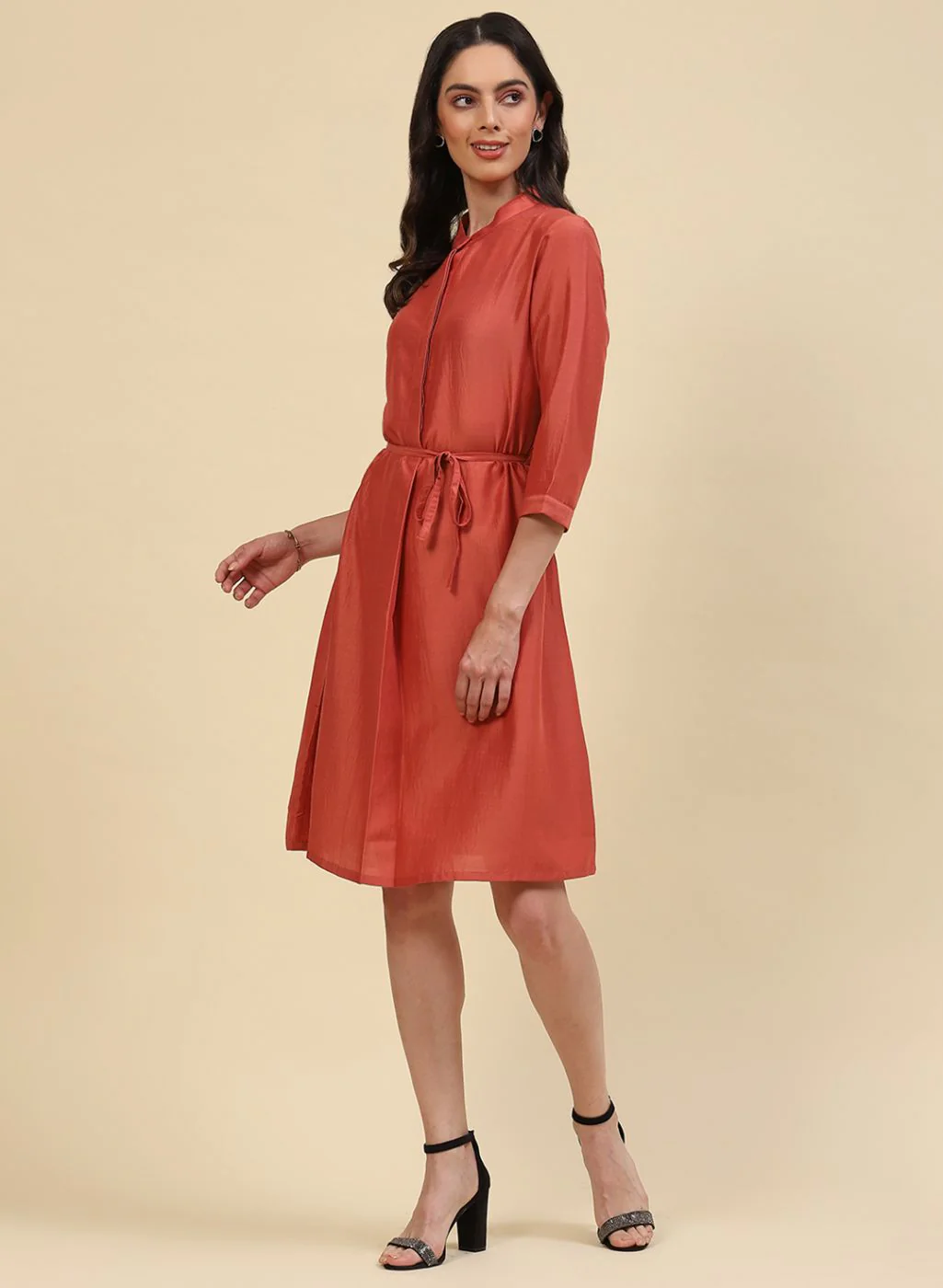 Women Pink Plain Tunic - Image 2
