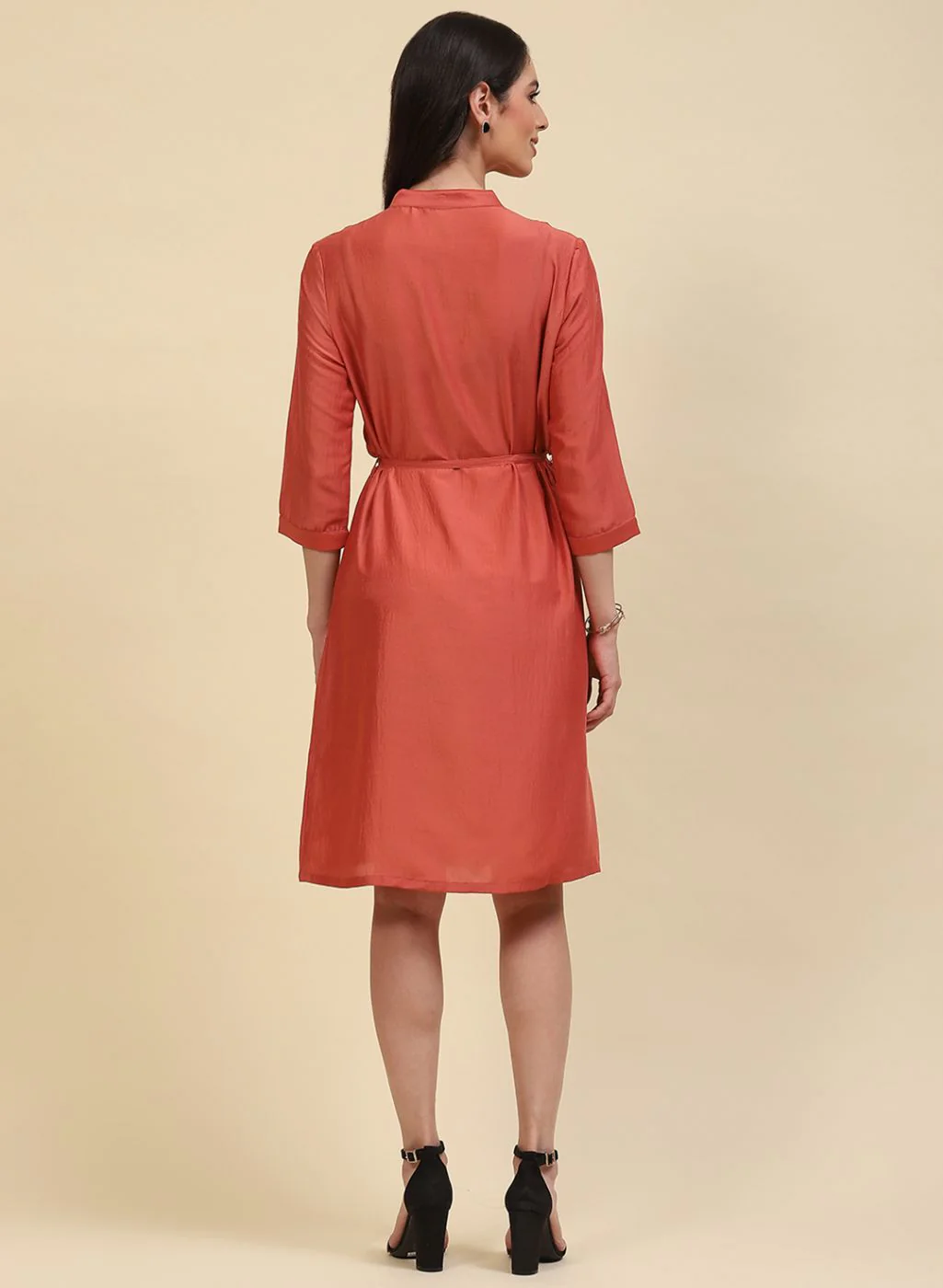Women Pink Plain Tunic - Image 4