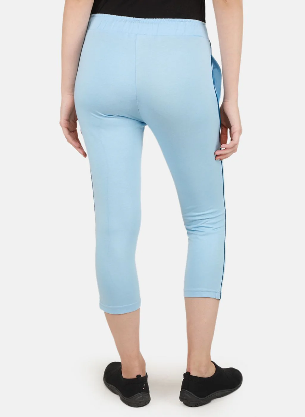 Women Sky Blue Solid Capri - Image 3