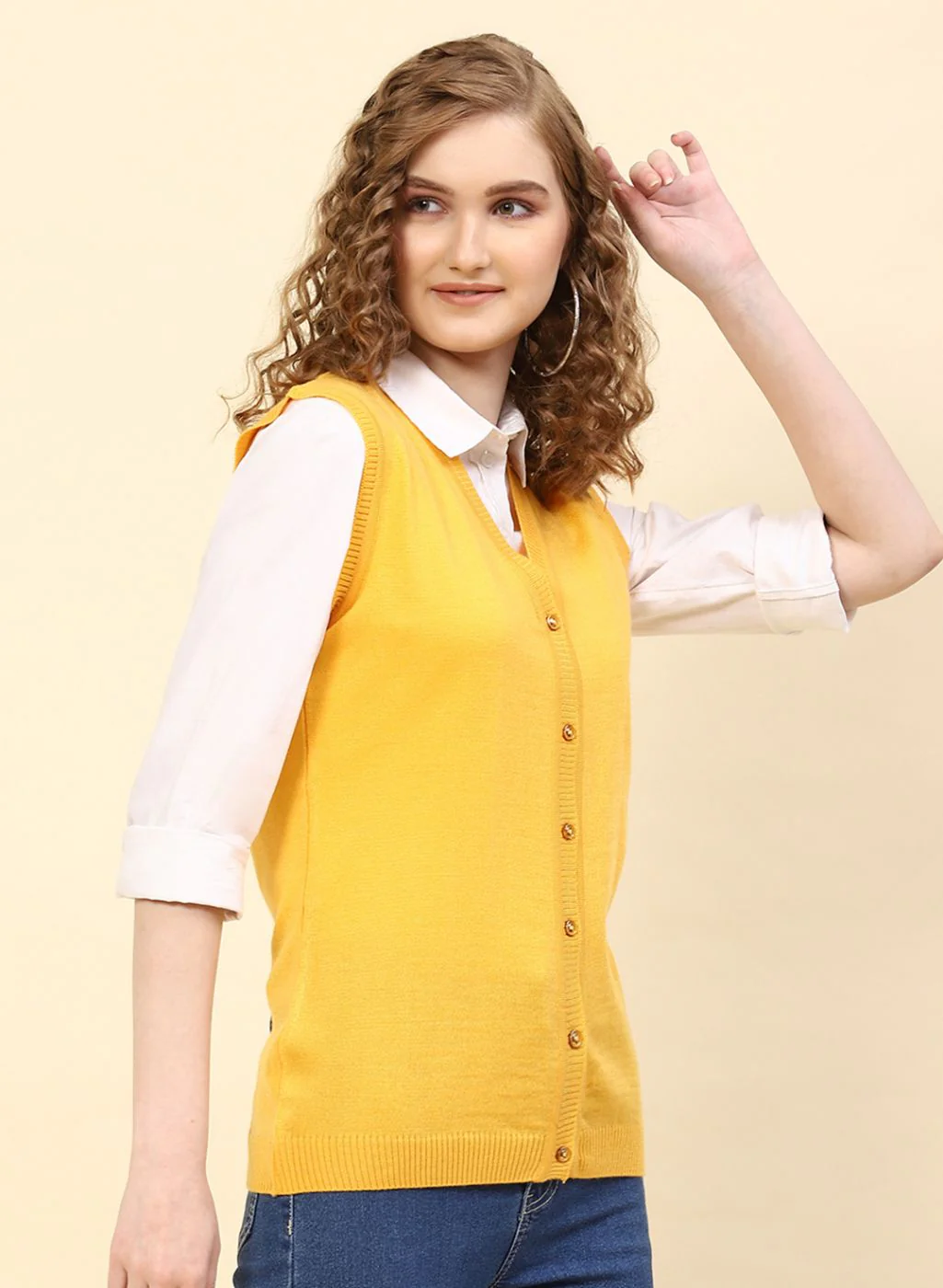 Women Yellow Solid Wool blend Cardigan - Image 4