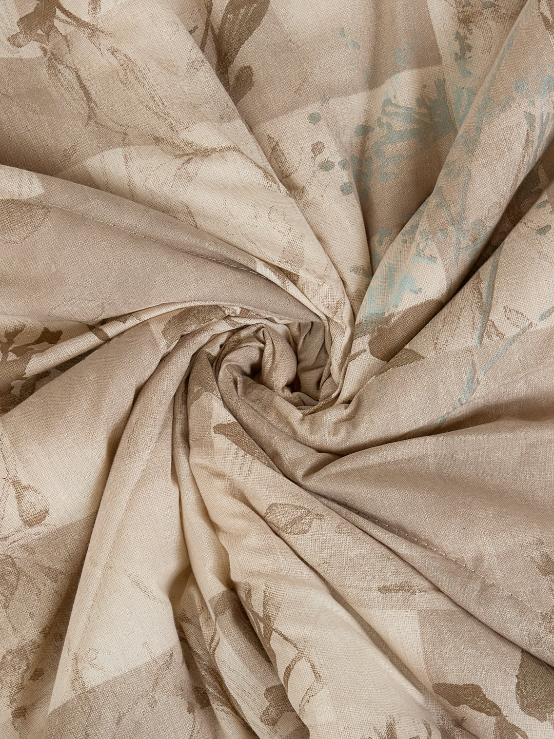 Patchwork King Size 3 Ply 150 GSM Comforter Prestige Collection Weight 2.5 kg - Image 7