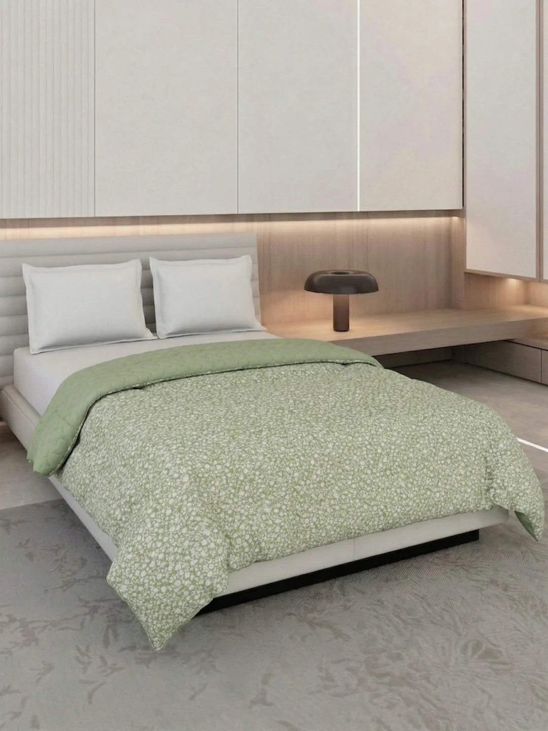 Premium Floral Print Double Bed 3 Ply 200 GSM Comforter Cozy Flannel Collection Weight 2.8 kg - Image 2