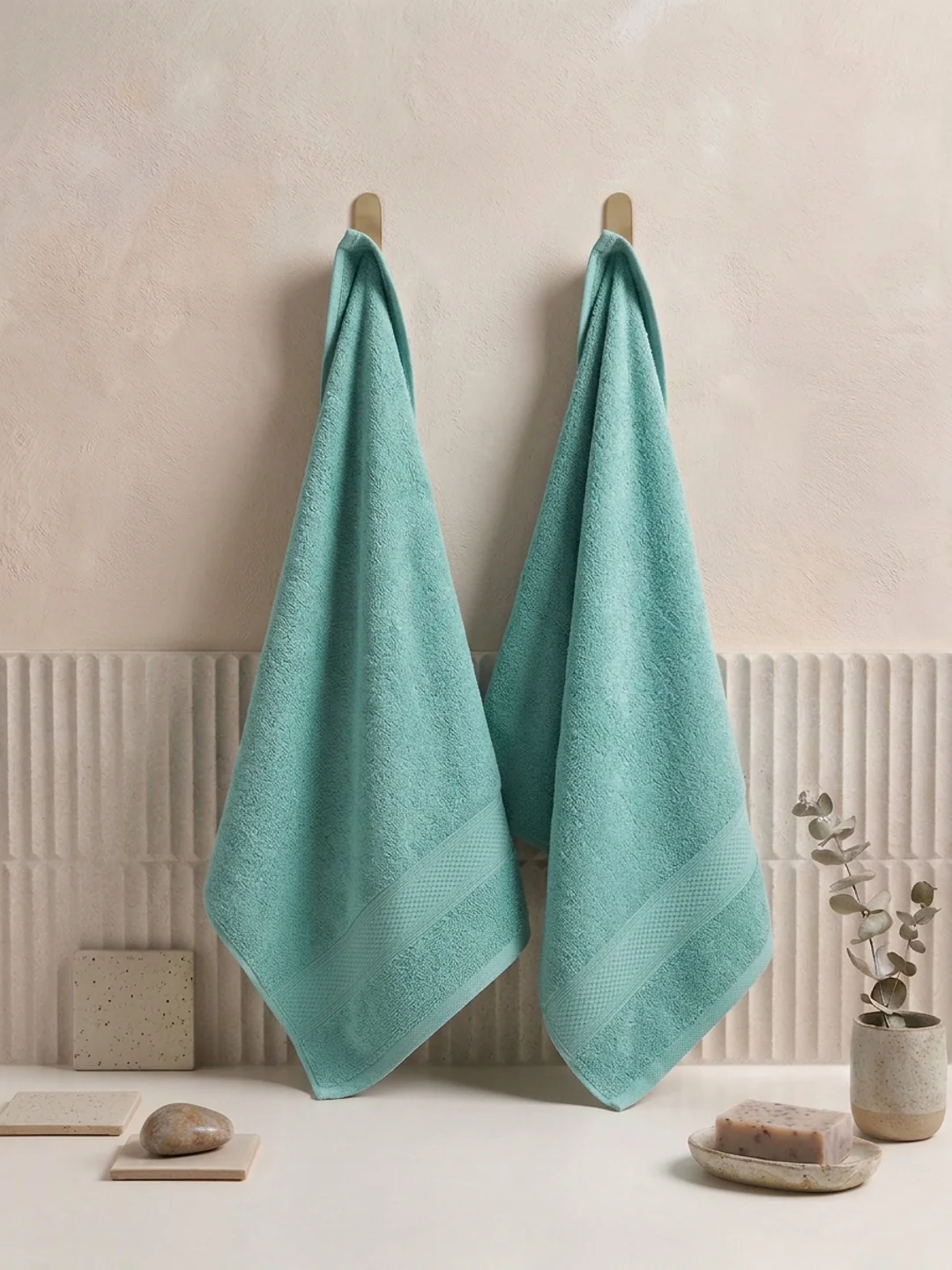 Premium Sea Green 100% Cotton Solid 525 GSM Hand Towel Amber 2 Pc Set Pvc Pack