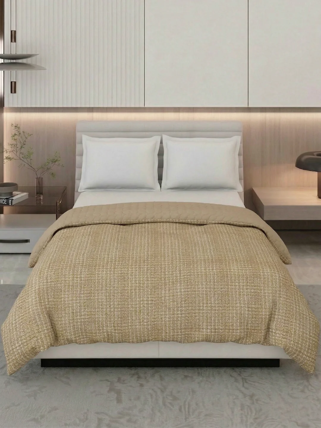 Premium Self Design Double Bed 3 Ply 200 GSM Comforter Cozy Flannel Collection Weight 2.8 kg - Image 3
