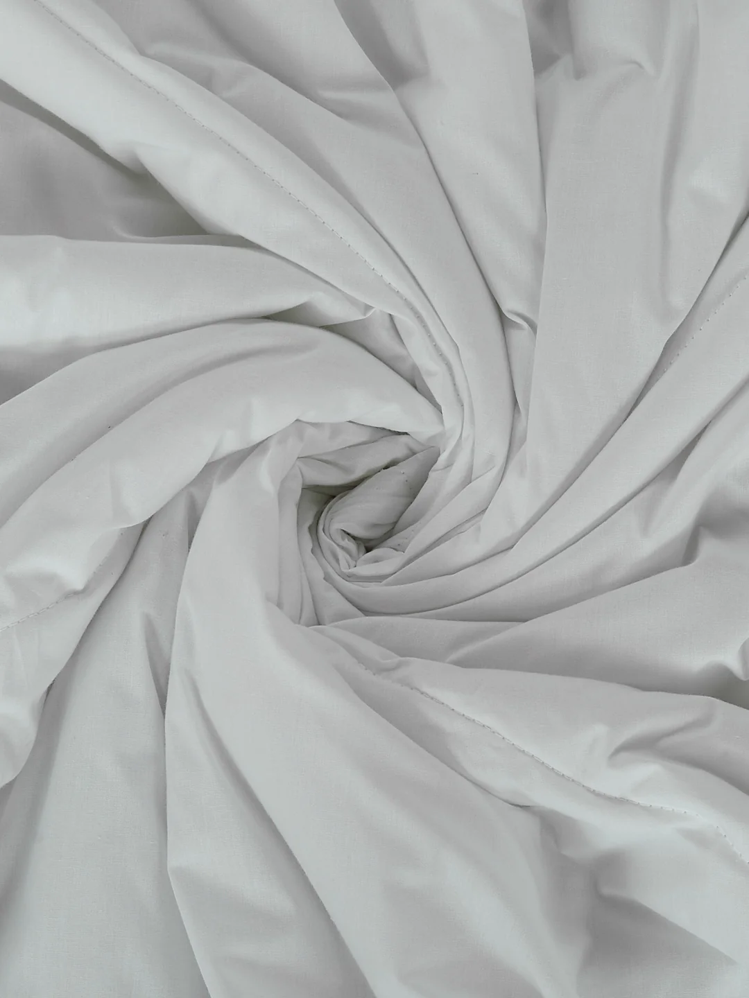 Premium Solid King Size 3 Ply 250 GSM Comforter Hotel Premium Collection Weight 2.5 kg - Image 7