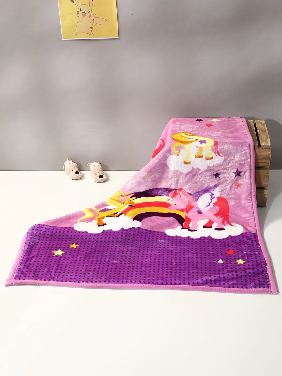 Cartoon Unicorn Printed Velvety Pink Baby Blanket - Image 2