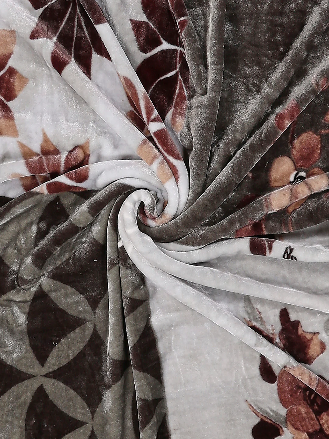 Printed Double Bed 1 Ply, 540 GSM Blanket for Winter - (Relation PVC) - Image 6
