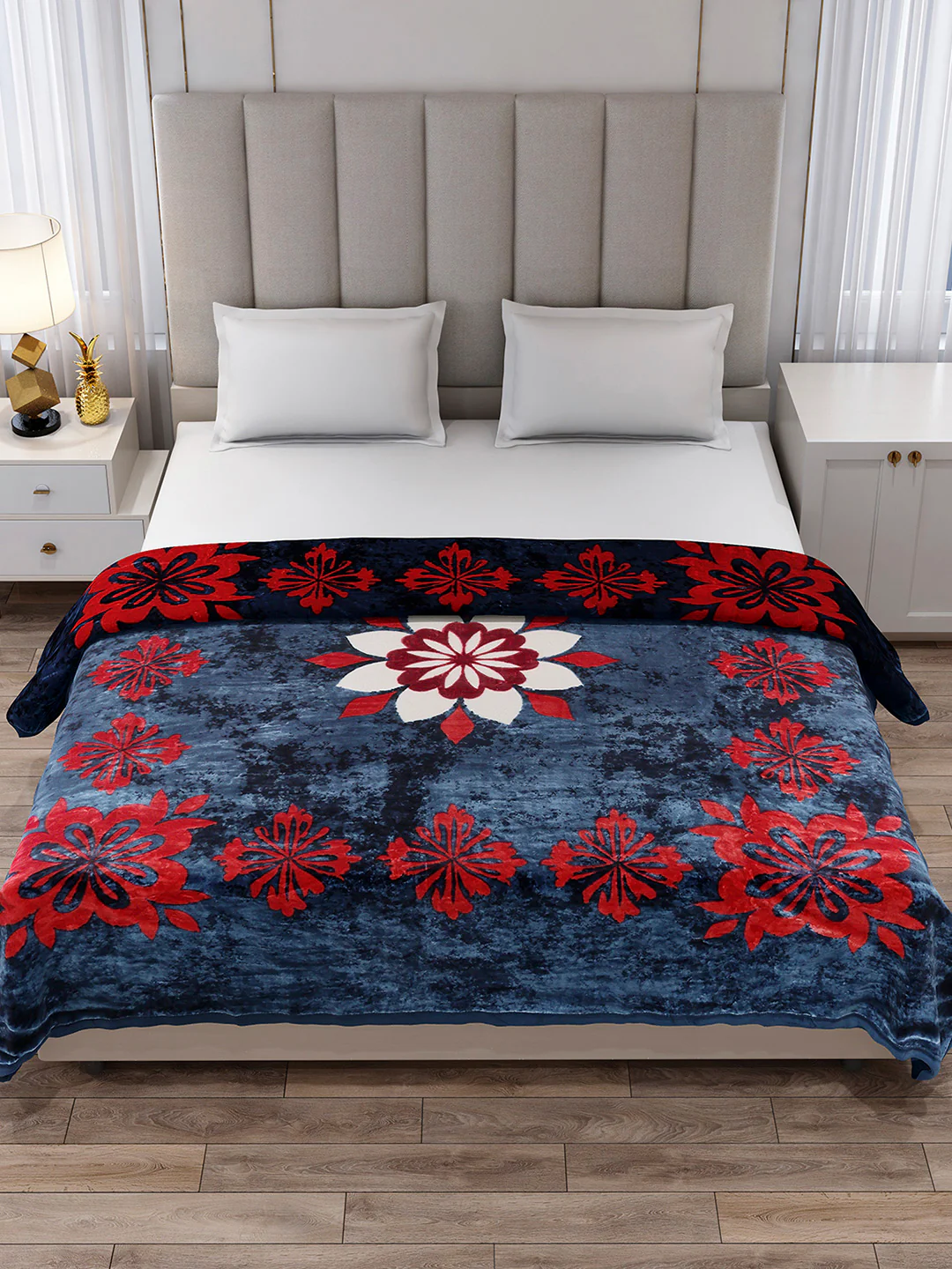 Printed Double Bed 1 Ply, 549 GSM Blanket for Mild Winter - (Roman Box) - Image 3
