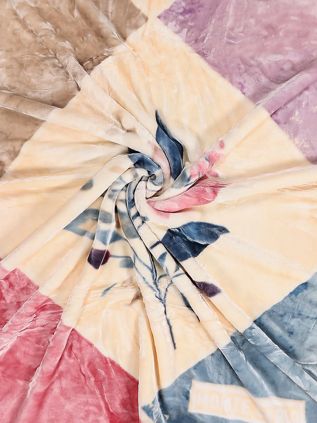 Printed Double Bed 2 Ply, 909 GSM Embossed Blanket for Heavy Winter - (Vista Plus) - Image 7