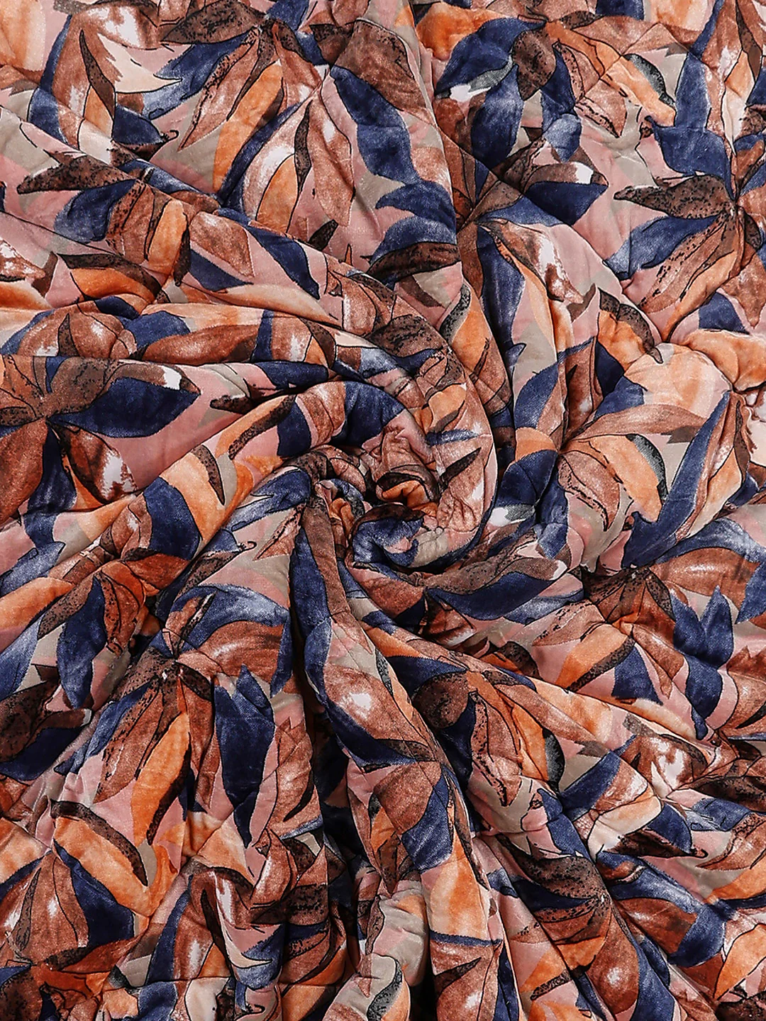 Printed Double Bed 233 GSM Comforter for Mild Winter (Beauty), Weight 855 gm - Image 6