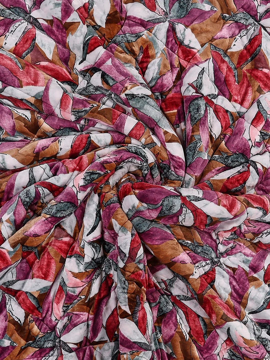 Printed Double Bed 233 GSM Comforter for Mild Winter (Beauty), Weight 855 gm - Image 6