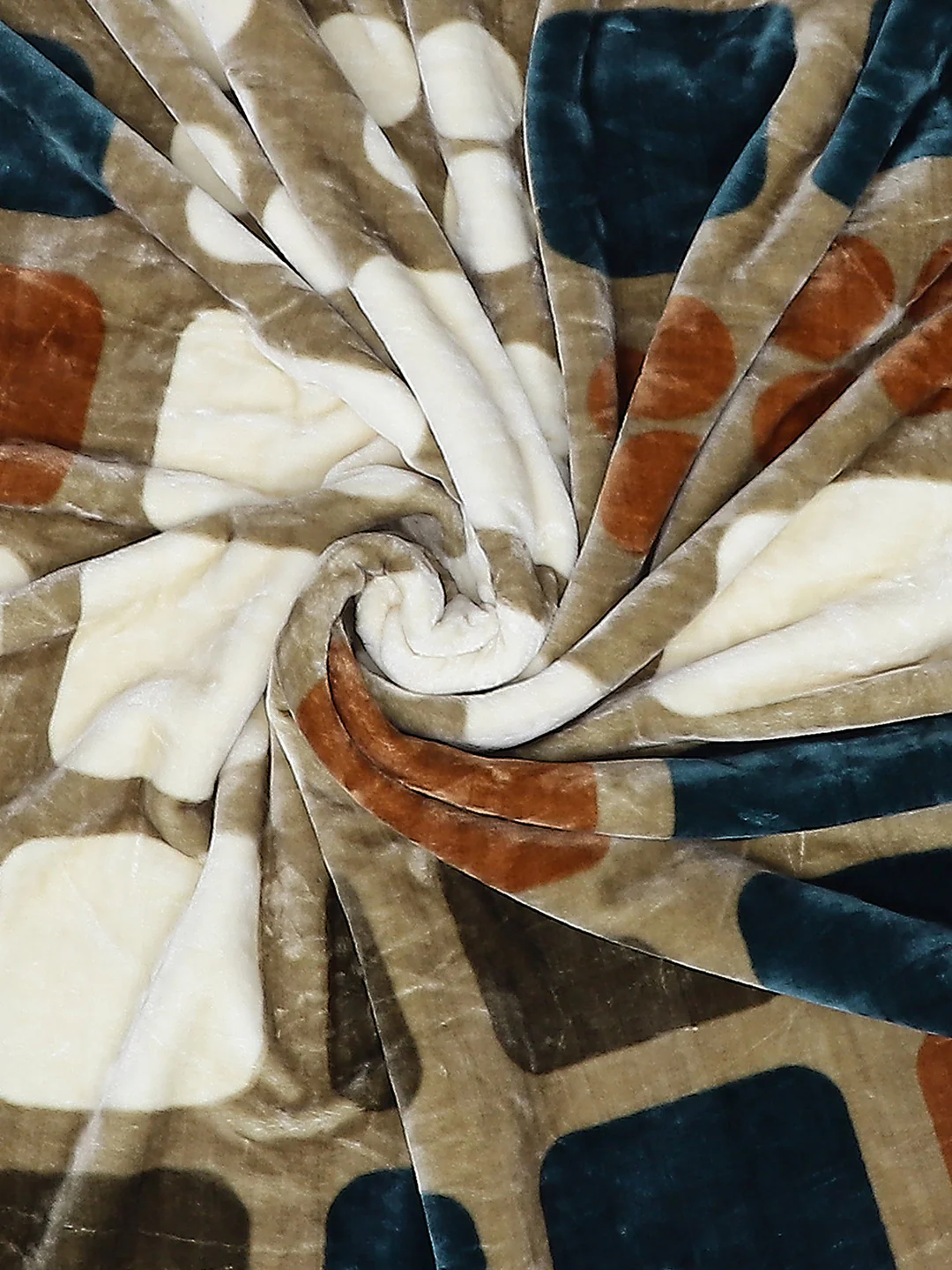 Printed Double Bed 691 GSM Blanket Bennett Super Soft 2 Ply (Weight 3.65 kg) - Image 7