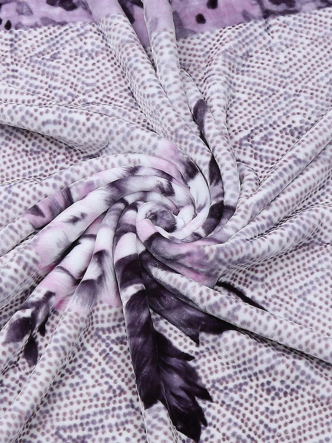 Printed Double Bed 928 GSM Blanket Embassy 1 Ply (Weight 4.9 kg) - Image 7