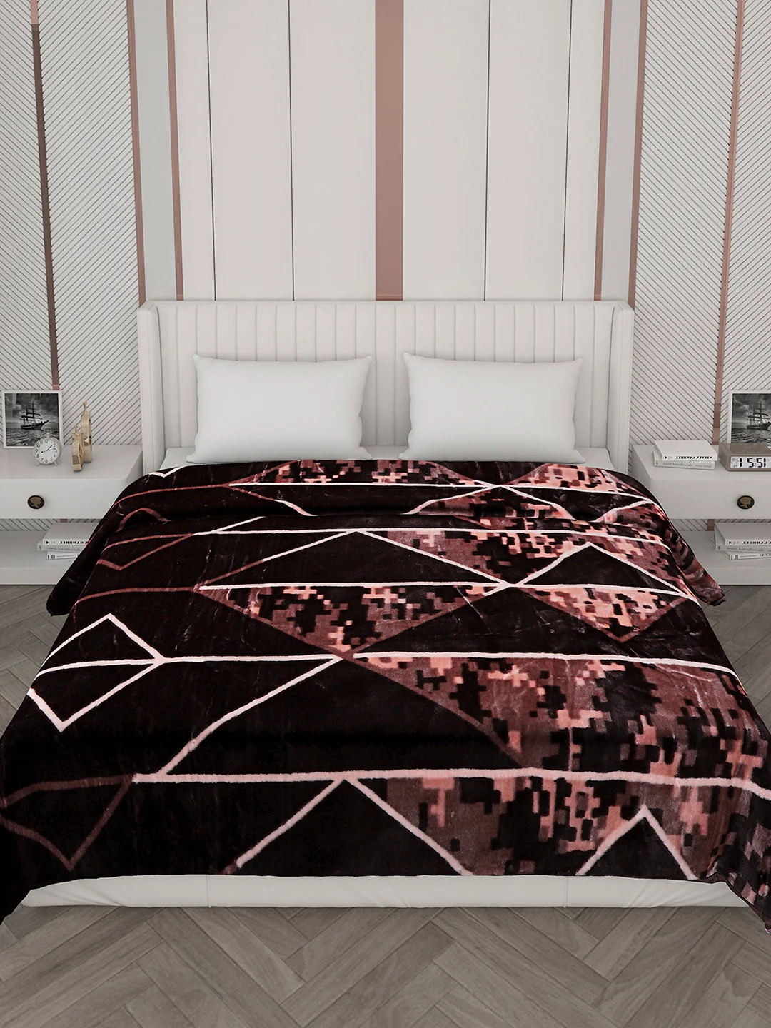Printed Double Bed Reversible Blanket 2 Ply, 871 GSM, 4.6 kg (Moonvalley) - Image 3