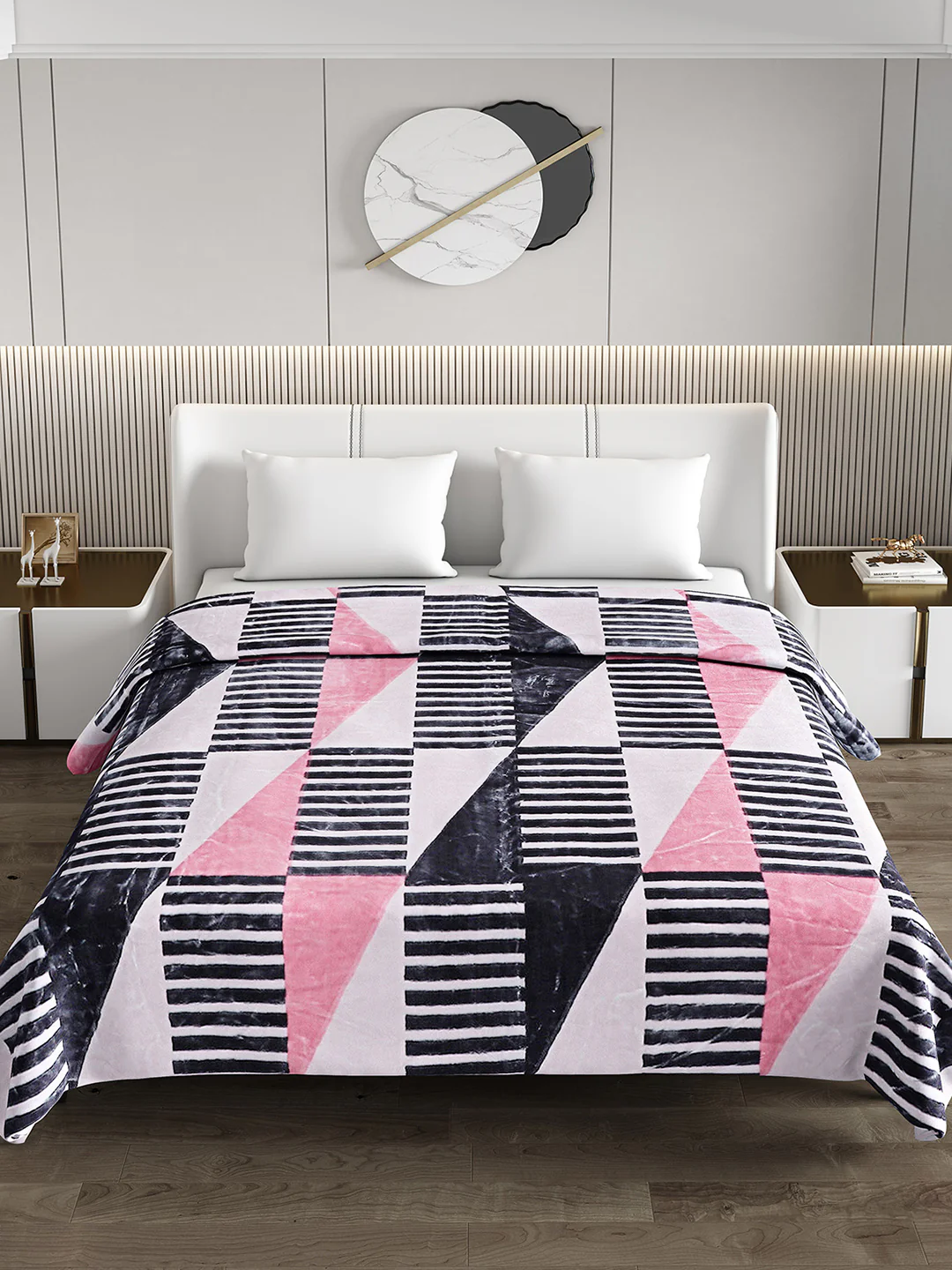 Printed Double Bed Blanket for Heavy Winter -3 Ply - Image 3
