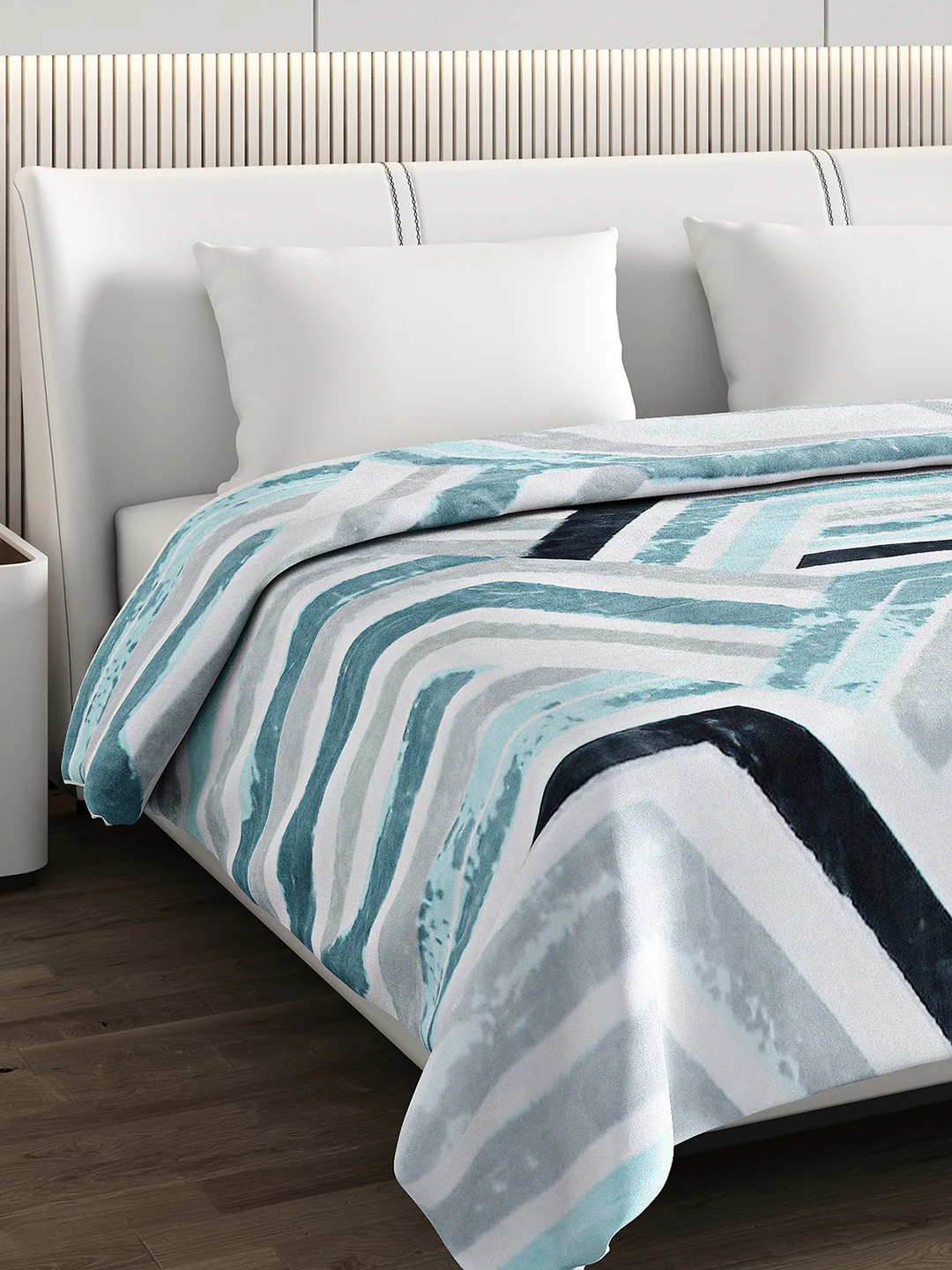 Printed Double Bed Blanket for Heavy Winter -3 Ply - Image 4