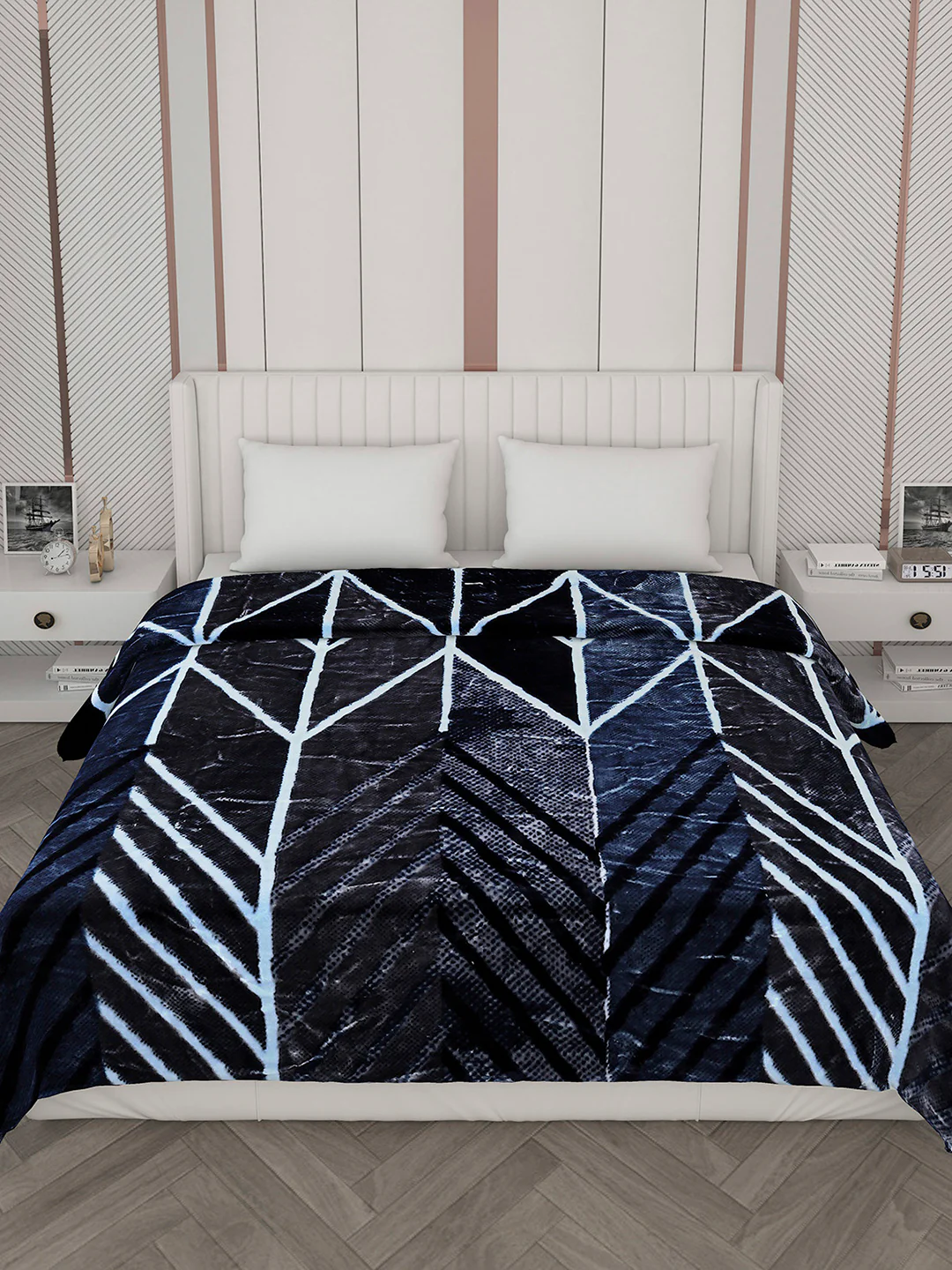 Printed Double Bed Blanket for Mild Winter -2 Ply - Image 3