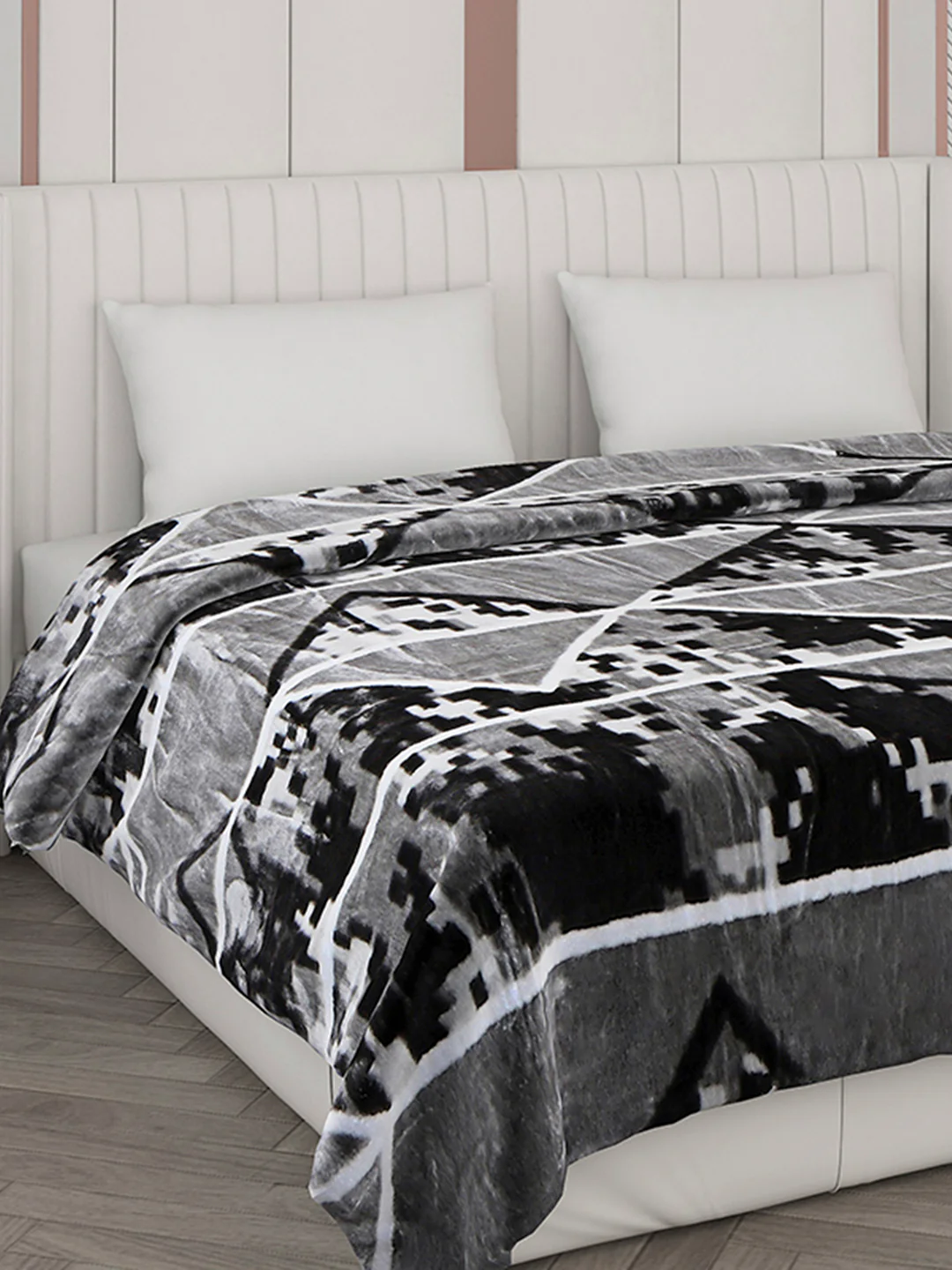 Printed Double Bed Blanket for Mild Winter -2 Ply - Image 4