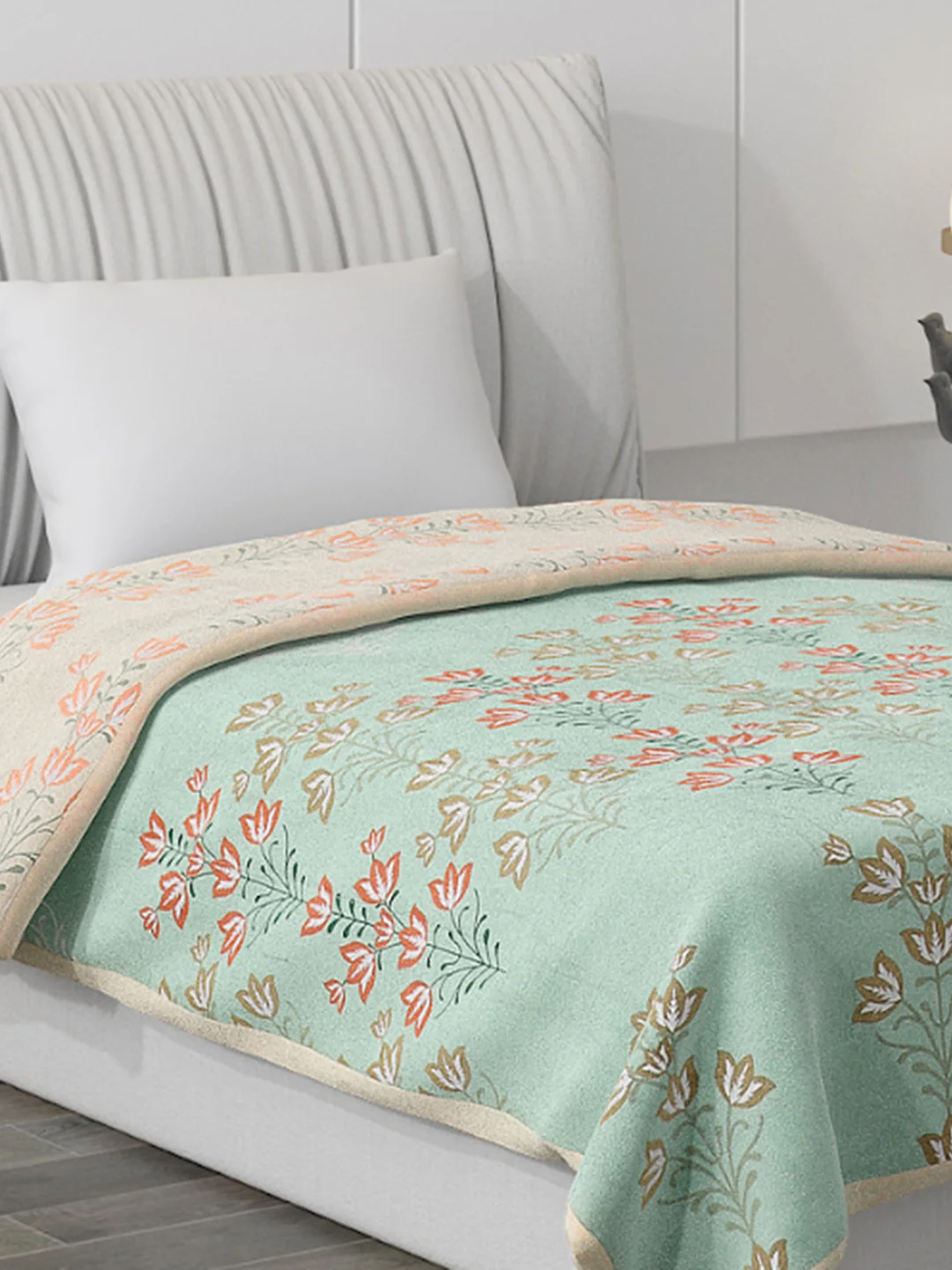 Printed Polyester Single Bed Comforter for AC Room - Image 7