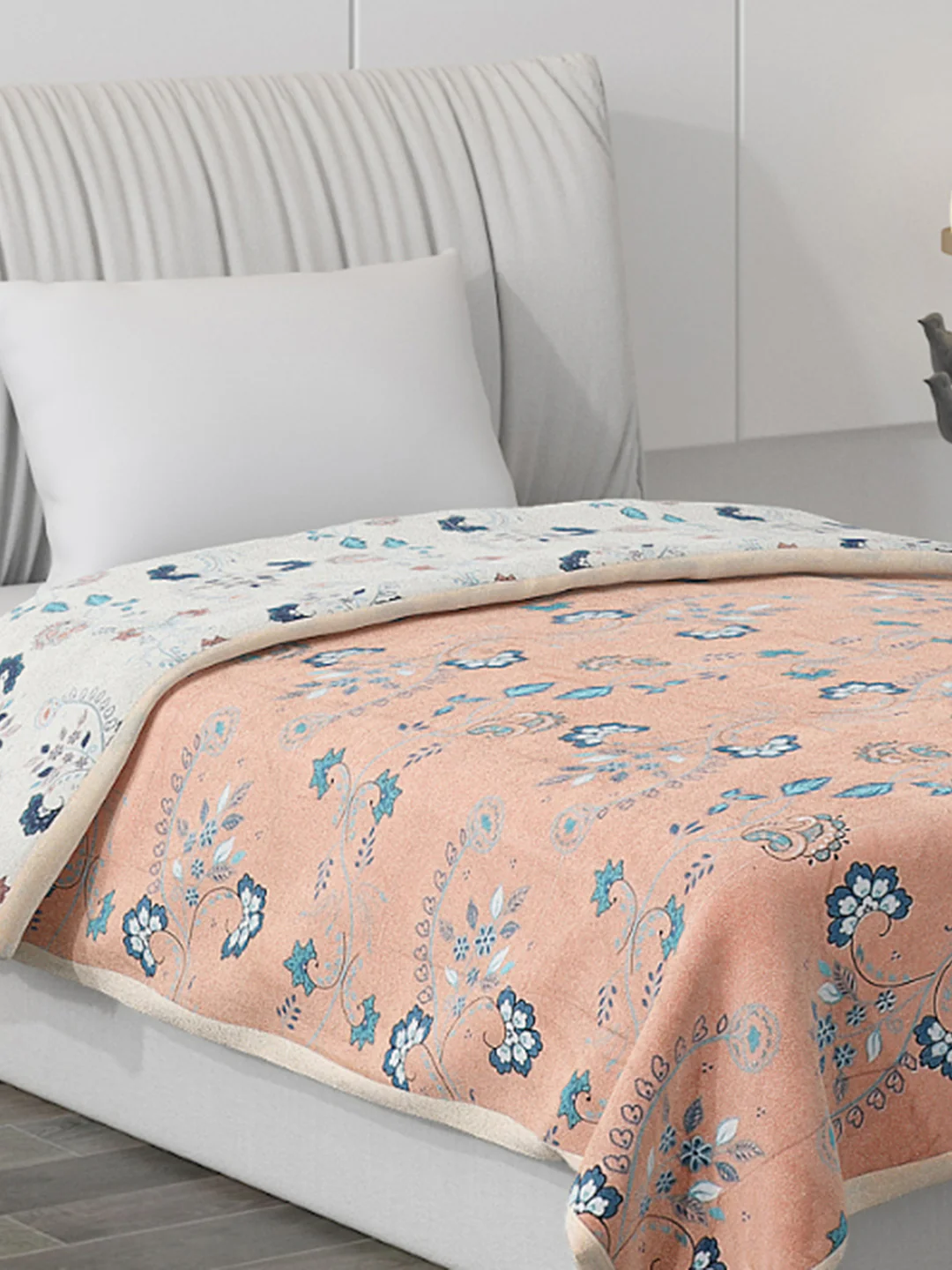 Printed Polyester Single Bed Comforter for AC Room - Image 7