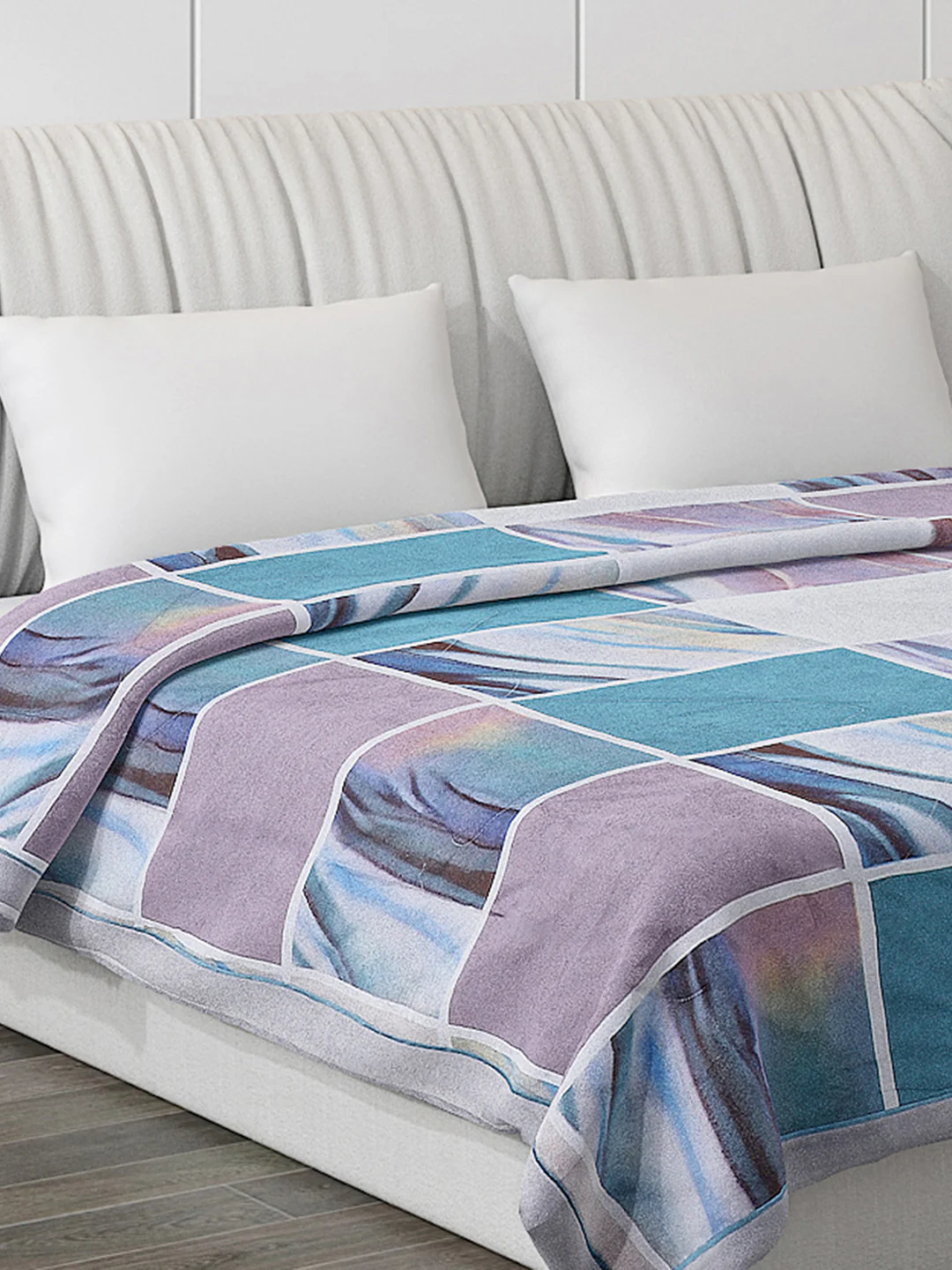 Printed Polyester Double Bed Comforter for AC Room - Image 4