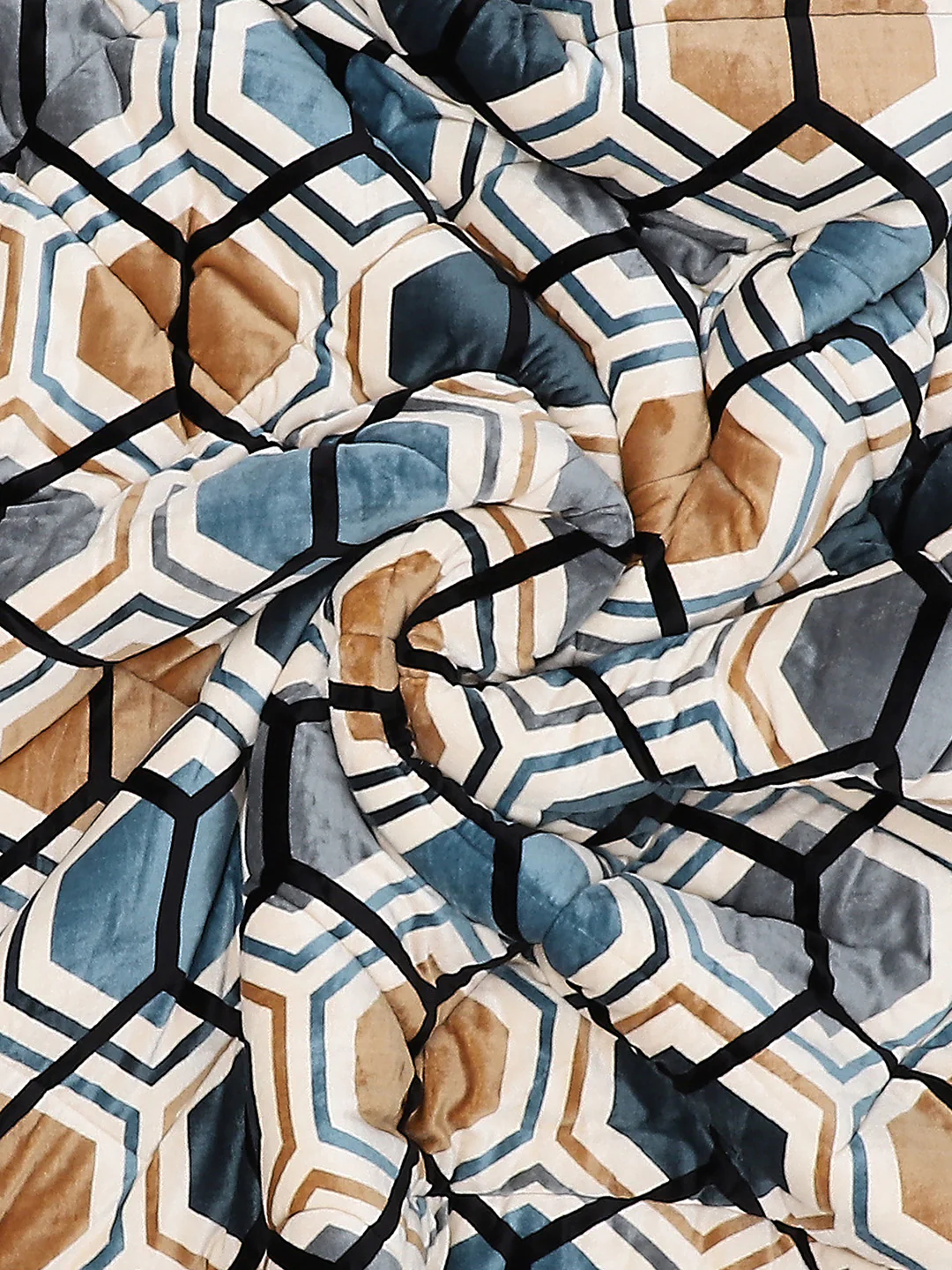 Printed Polyester Double Bed Comforter for Winter - Image 7