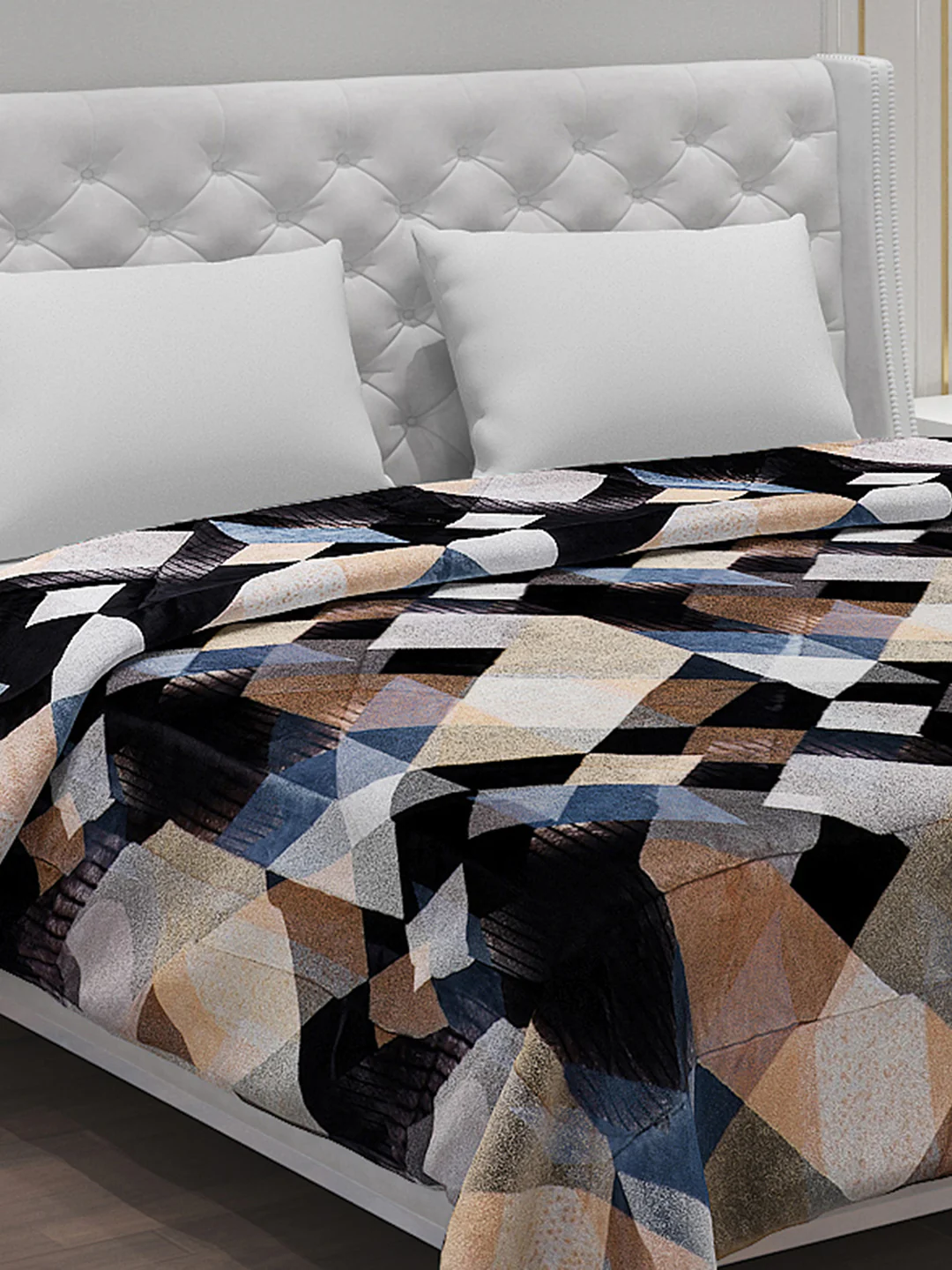 Printed Polyester Double Bed Comforter for Winter - Image 4