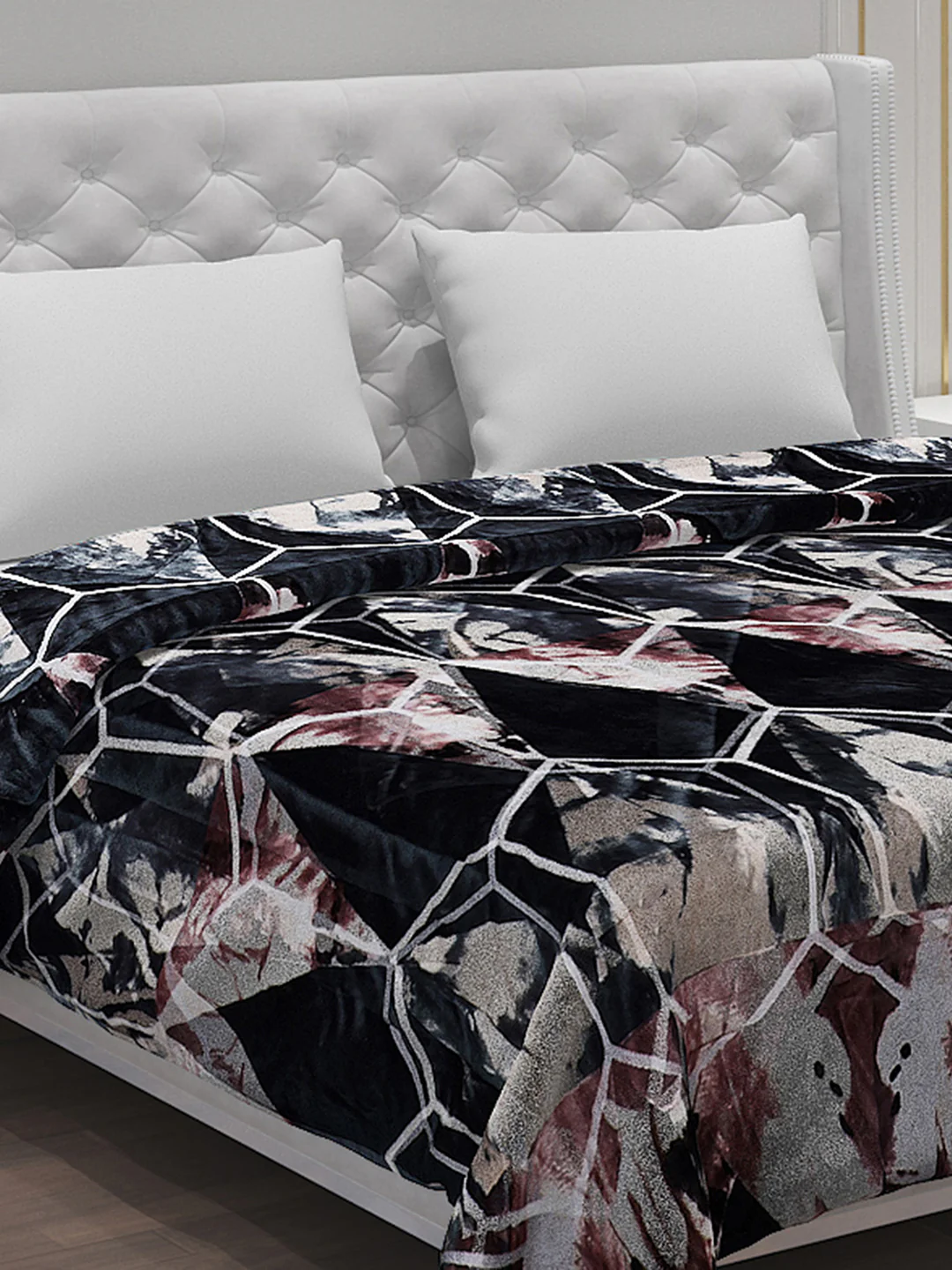 Printed Polyester Double Bed Comforter for Winter - Image 4