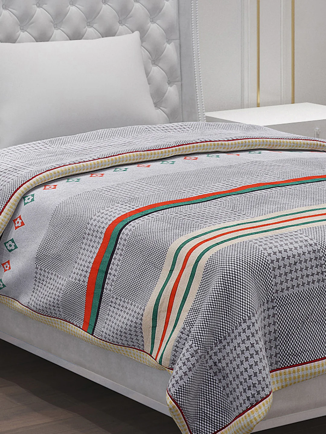 Printed Polyester Single Bed Comforter for AC Room - Image 4