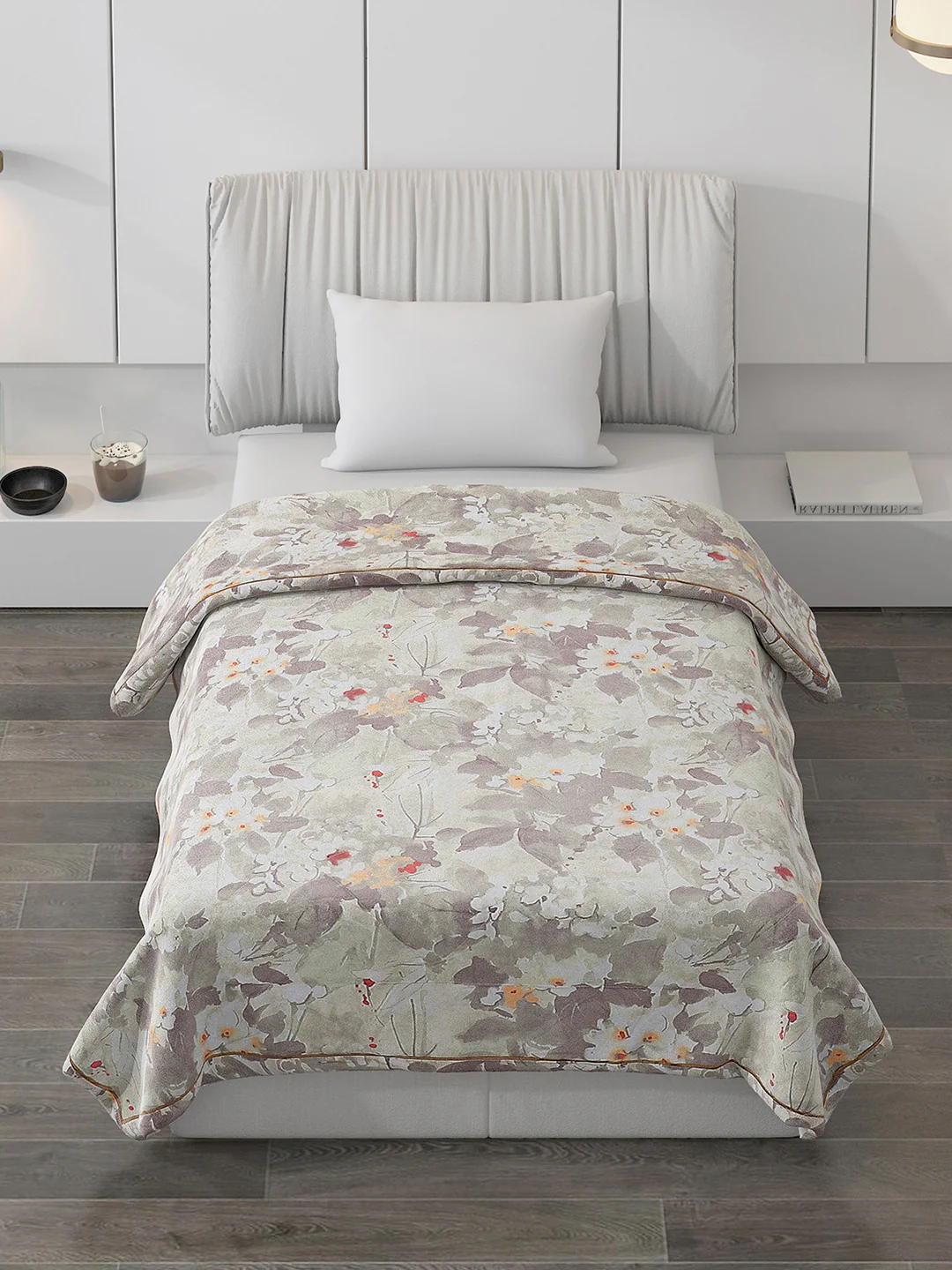 Printed Polyester Single Bed Comforter for AC Room - Image 2