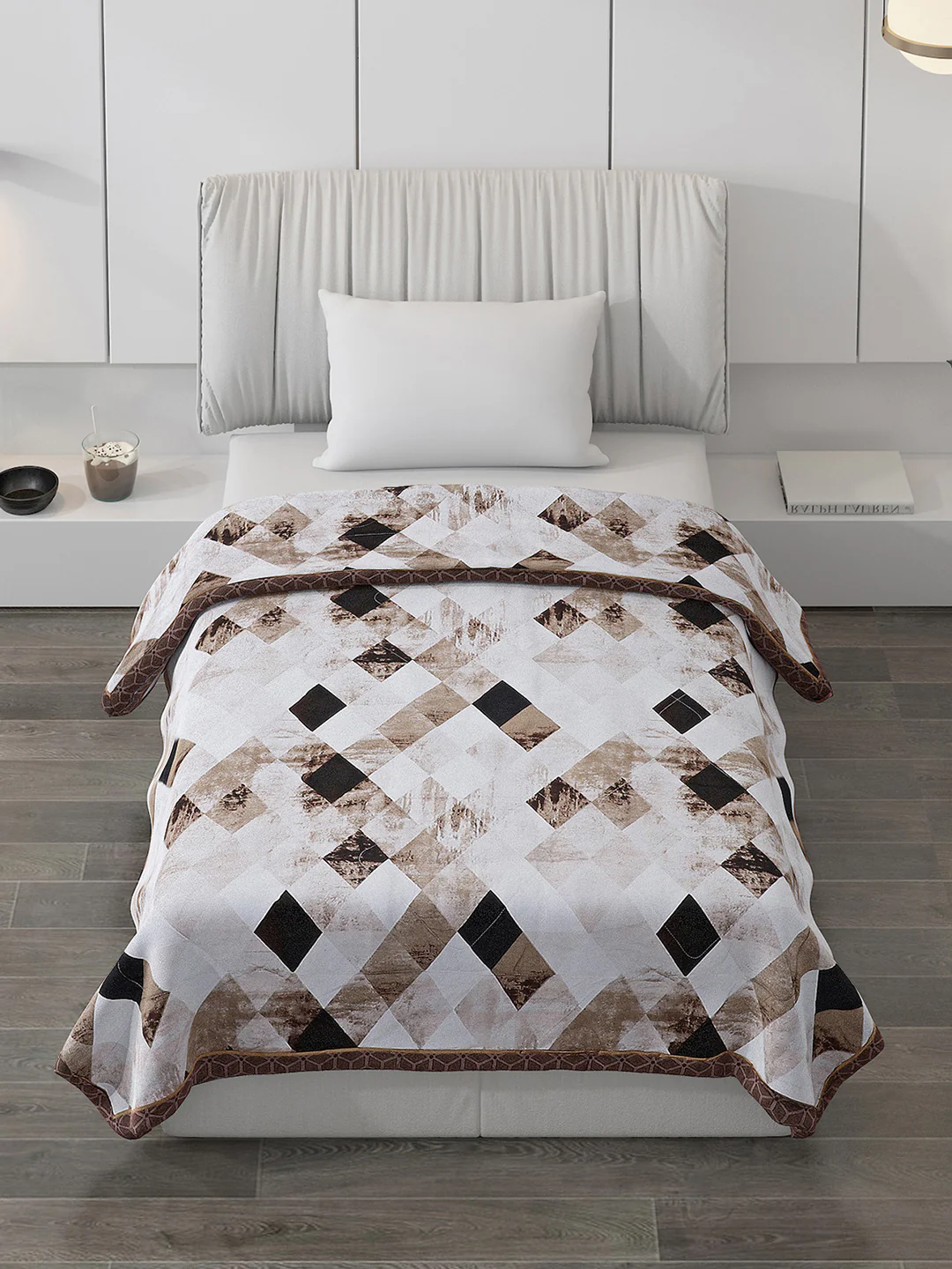 Printed Polyester Single Bed Comforter for AC Room - Image 2