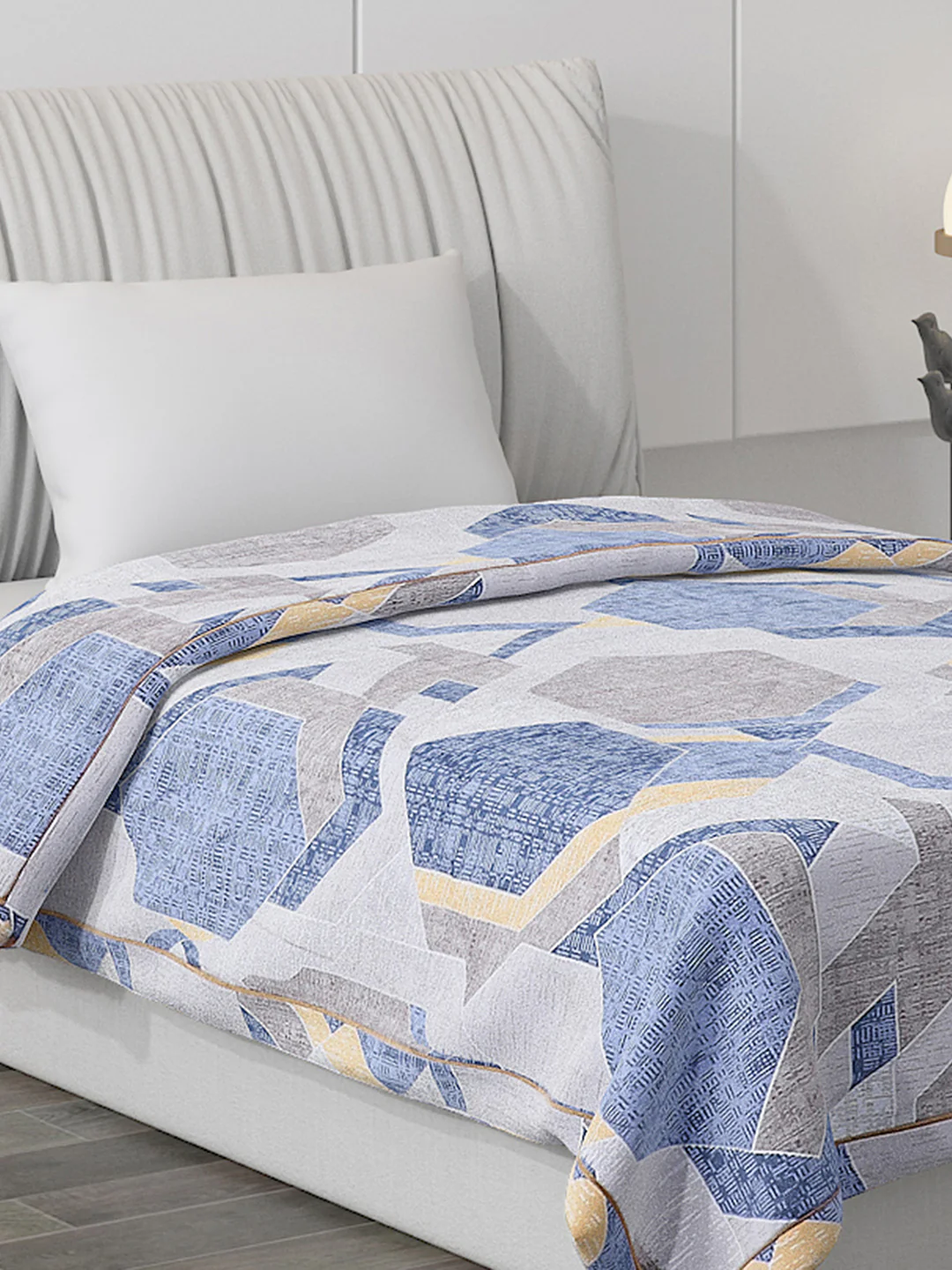 Printed Polyester Single Bed Comforter for AC Room - Image 4