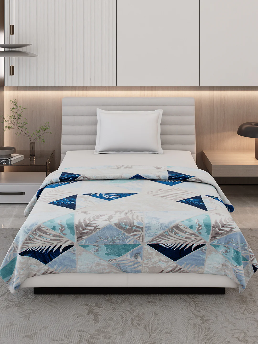 Printed Single Bed 300 GSM Blanket for AC Room - (Legacy) - Image 3