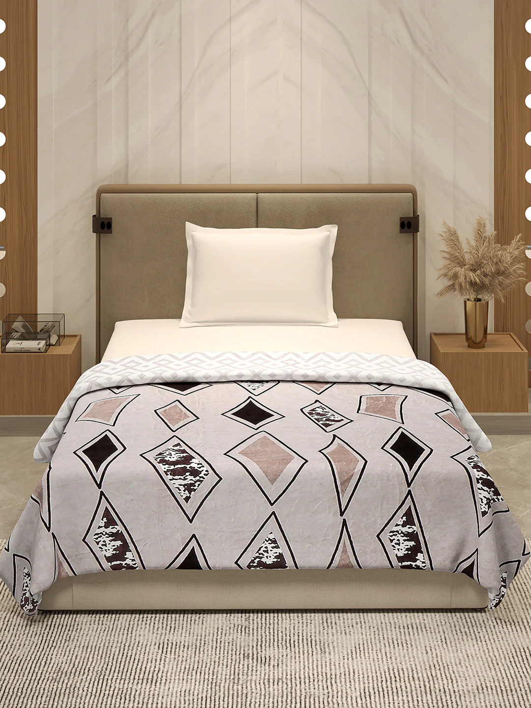 Printed Single Bed 350 GSM Blanket for AC Room - (Paramount) - Image 3