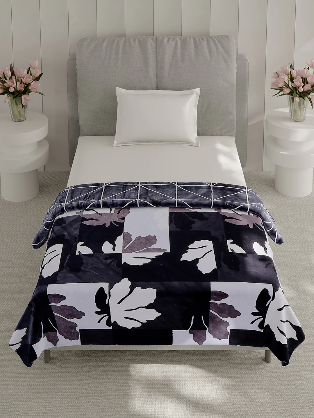 Printed Single Bed 350 GSM Blanket for AC Room - (Paramount) - Image 2