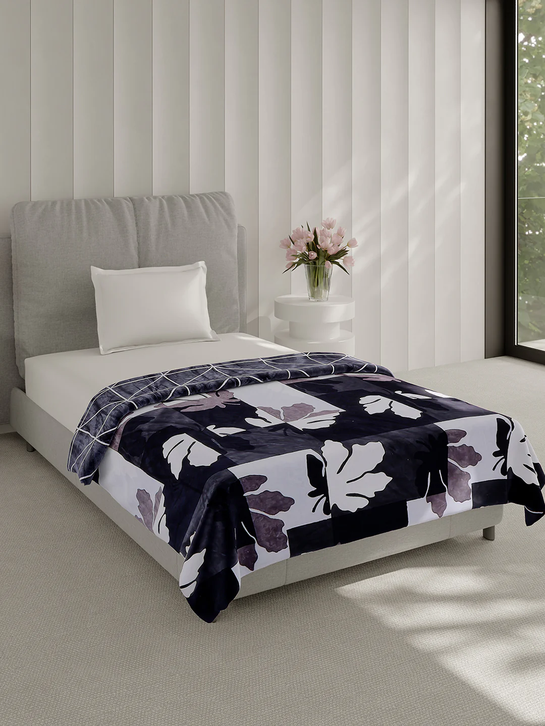 Printed Single Bed 350 GSM Blanket for AC Room - (Paramount) - Image 4
