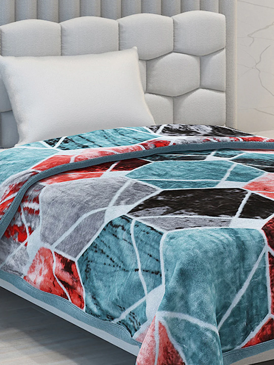 Printed Single Bed Blanket for Mild Winter -2 Ply - Image 4