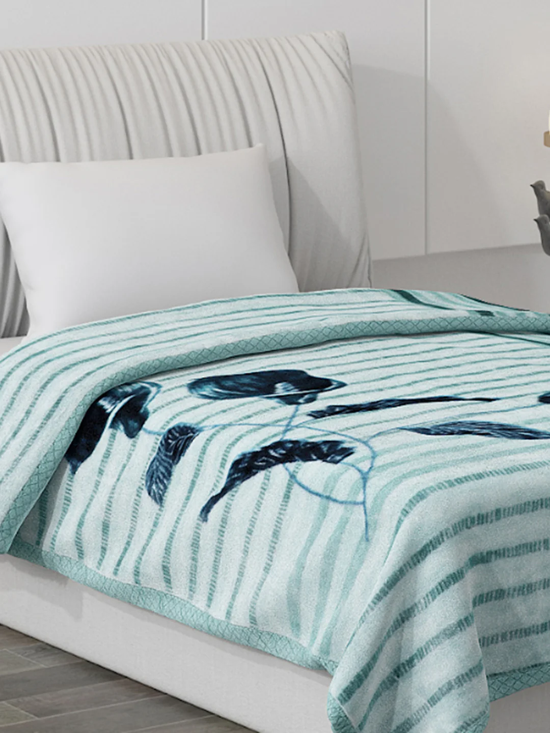 Printed Single Bed Blanket for Mild Winter -2 Ply - Image 4