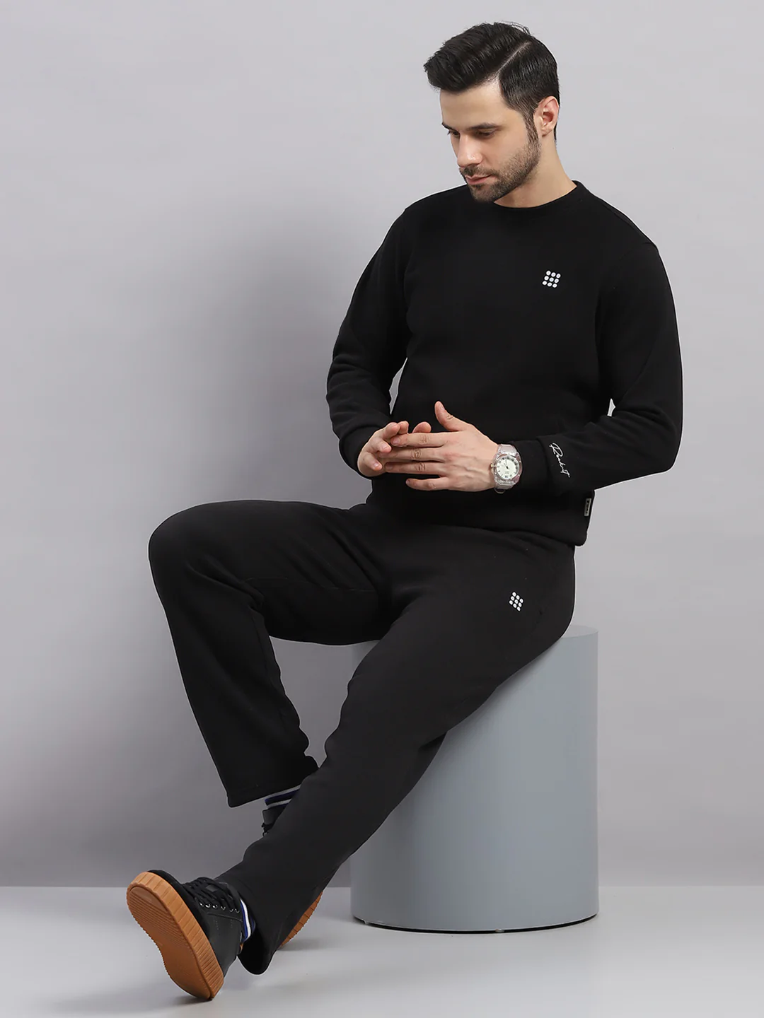 Rock.it Men Black Solid Round Neck Full Sleeve Winter Tracksuit - Image 2