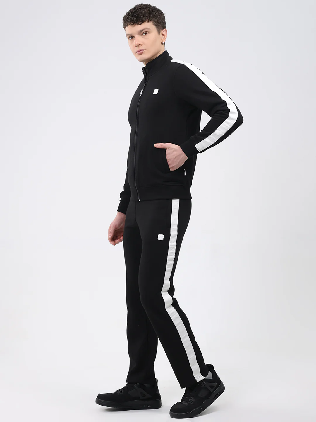 Rock.it Men Black Solid Round Neck Full Sleeve Winter Tracksuit - Image 3