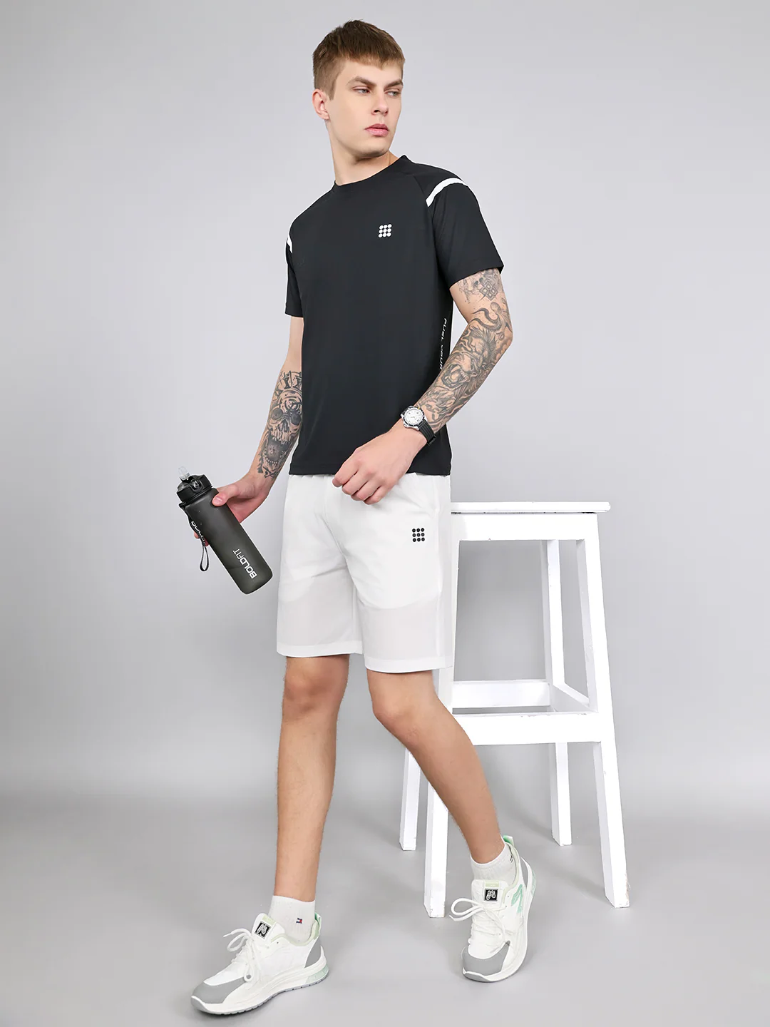 Rock.it Men Black Solid Round Neck Half Sleeve T-Shirt - Image 7