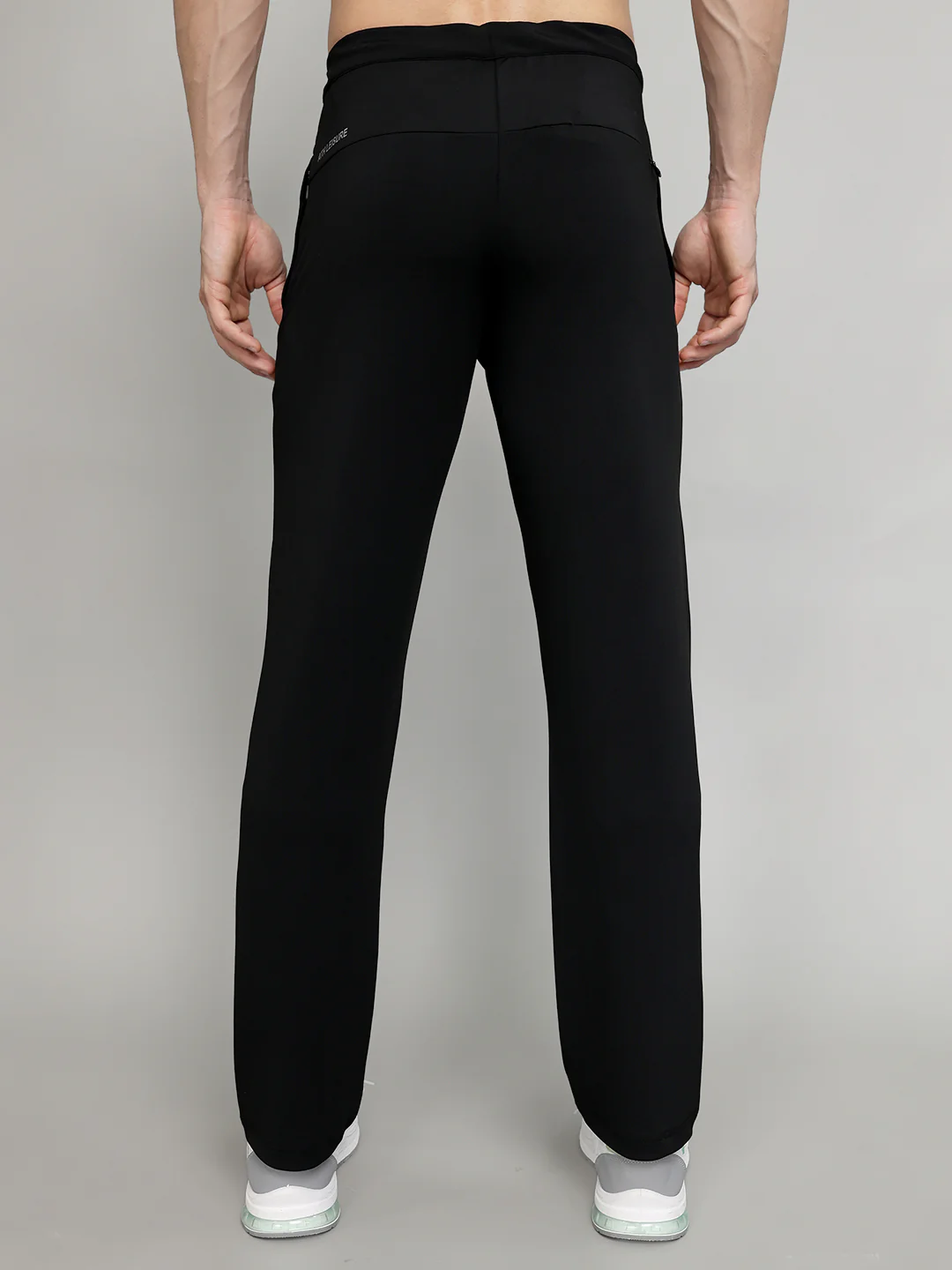 Rock.it Men Black Solid Slim Fit Lower - Image 6